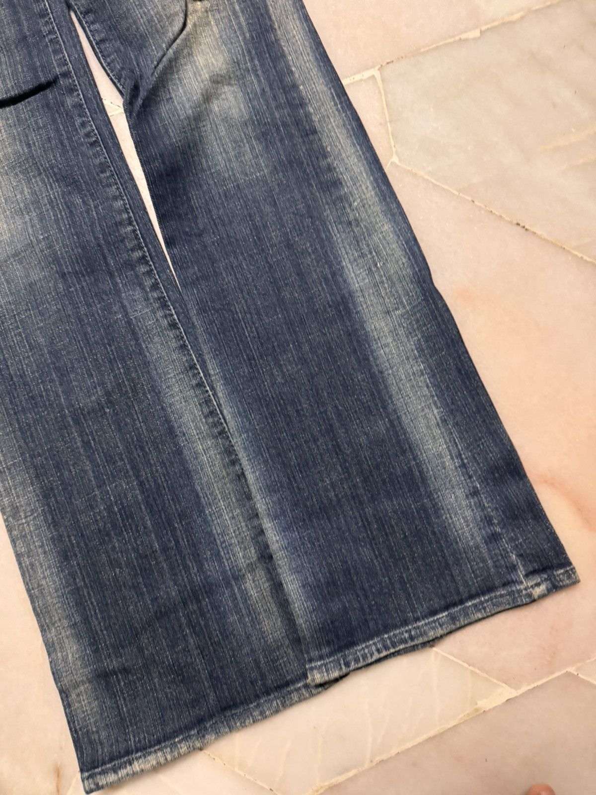 Vintage VINTAGE 2000s BELL BOTTOM FLARE RARE FADED Size US 27 - 9 Thumbnail