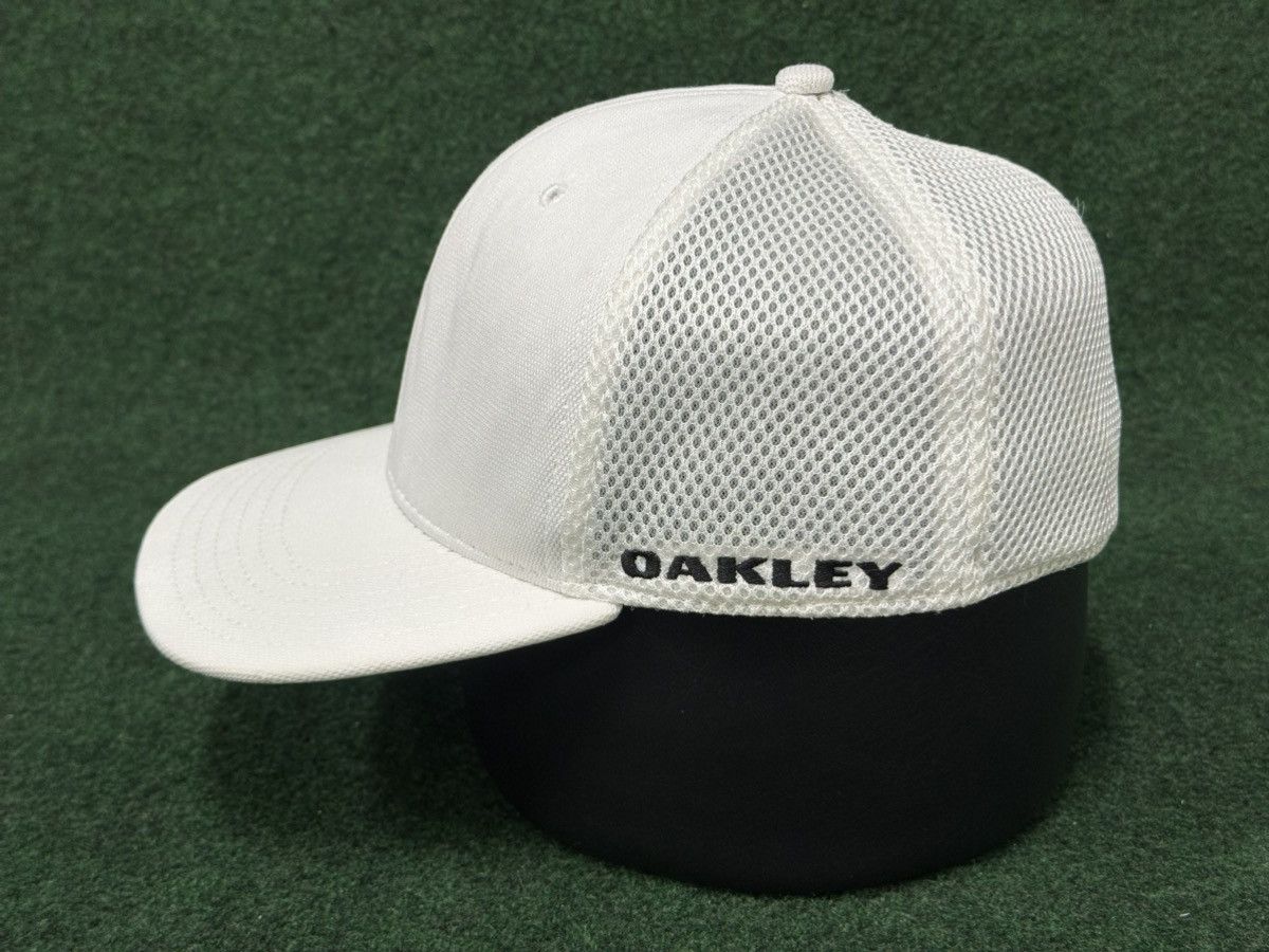 Oakley Vintage Y2k Oakley Spellout Logo Flexfit Hat Size ONE SIZE - 2 Thumbnail