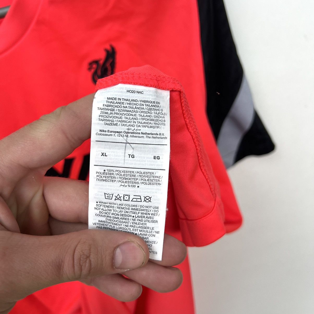 Nike Liverpool training fc Nike soccer jersey football t shirt Size US XL / EU 56 / 4 - 6 Thumbnail