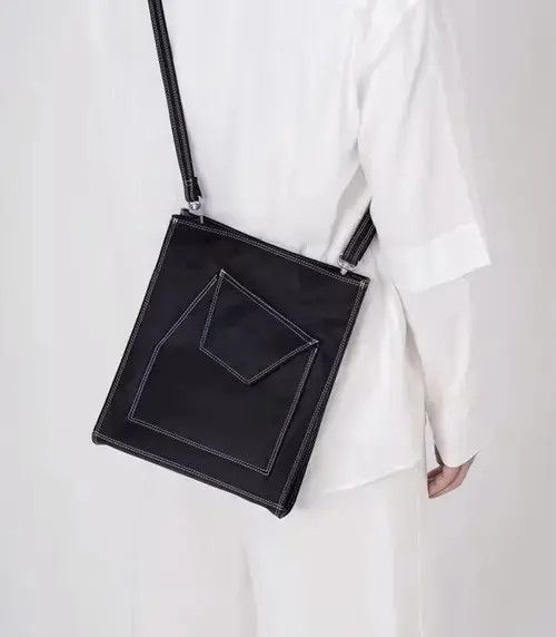 Avant Garde x Individualized Shirts Korean Fashion Black Nylon Crossbody Bag Shoulder Bag, Men's