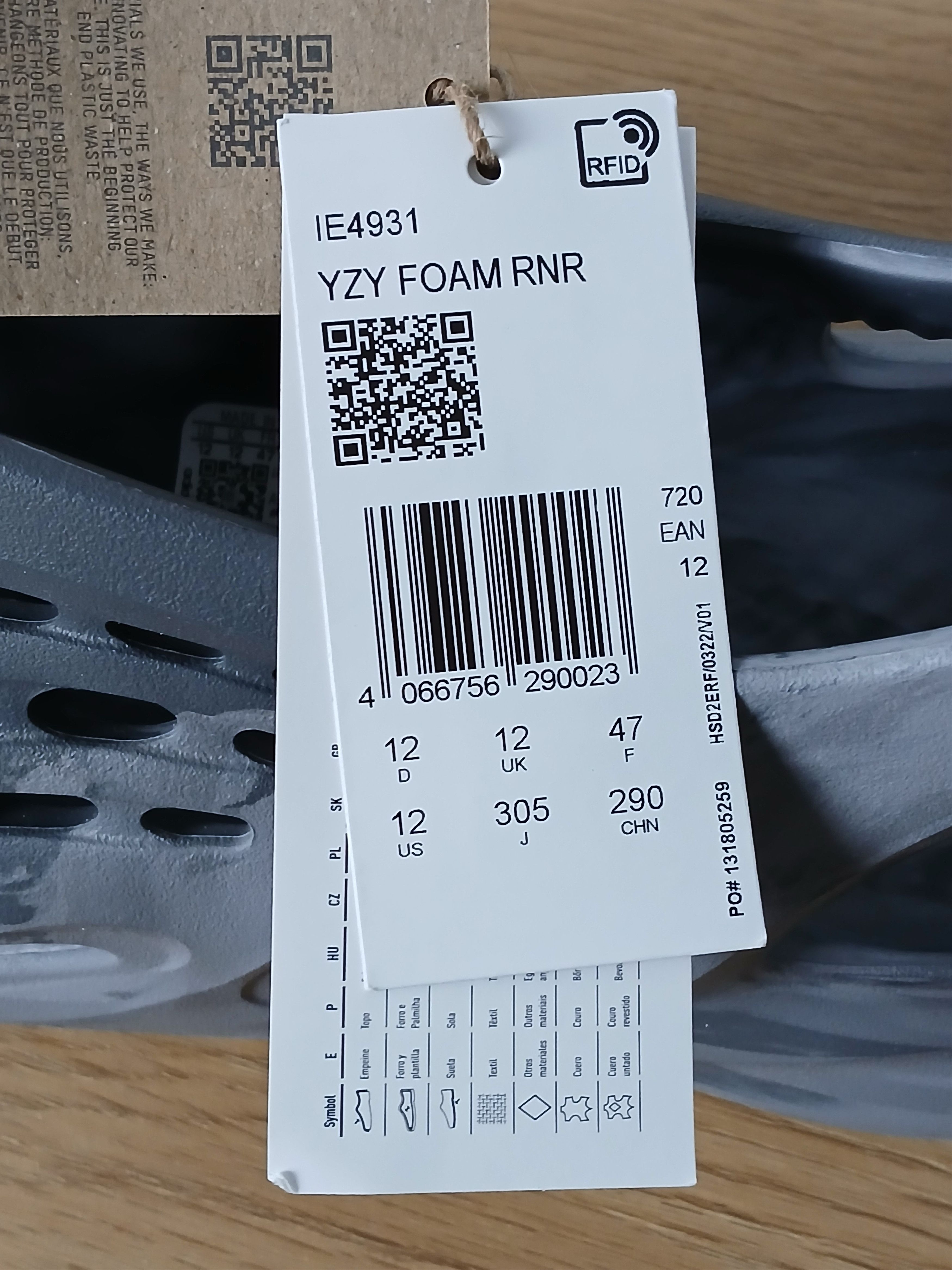 Adidas × Kanye West × Yeezy New Adidas Yeezy Foam Runner Size US 12 / EU 45 - 11 Thumbnail