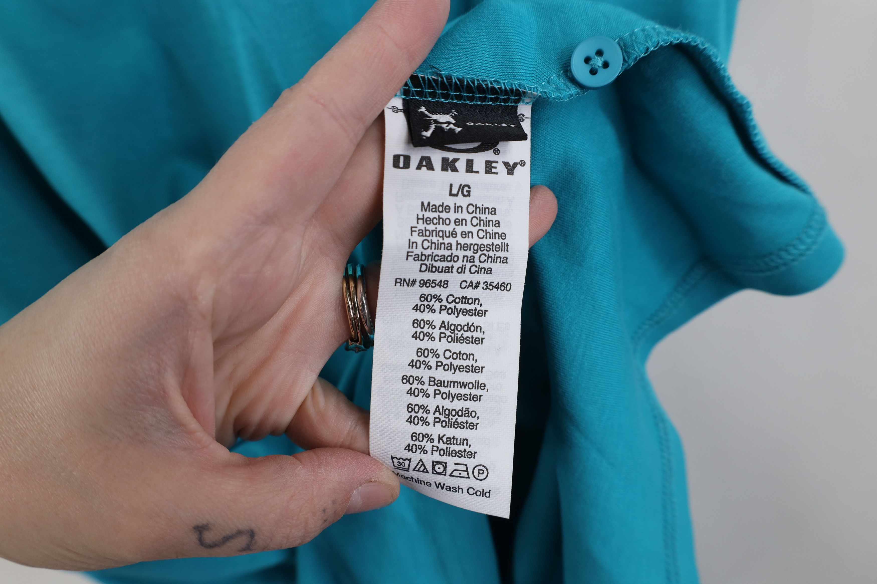 Oakley Vintage Y2K Oakley Logo Soft Touch Collared Golf Polo Shirt Size US L / EU 52-54 / 3 - 10 Thumbnail