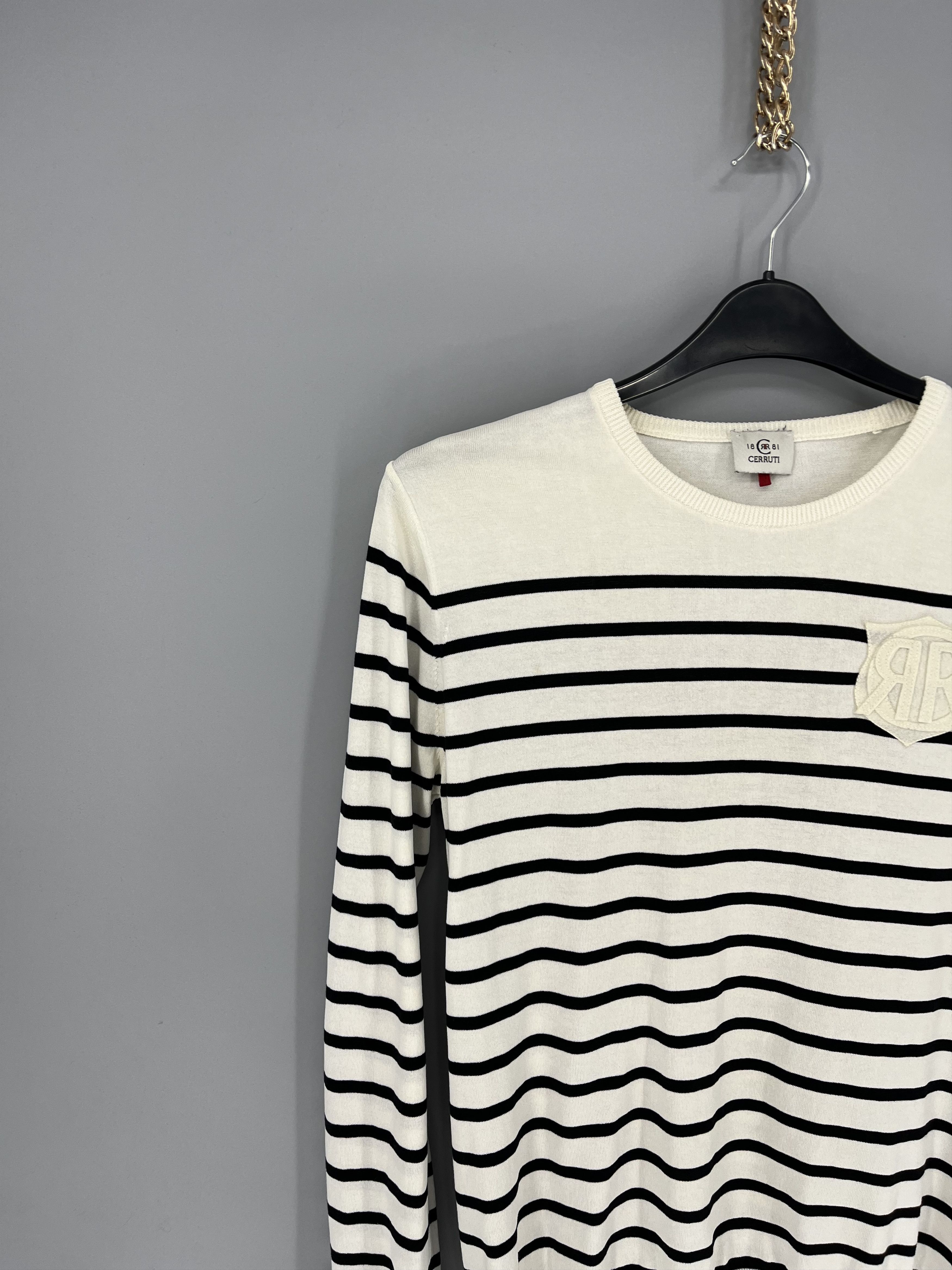 Cerruti 1881 Cerruti 1881 Sweater Vintage Very Rare Men’s luxury style Size US M / EU 48-50 / 2 - 4 Thumbnail