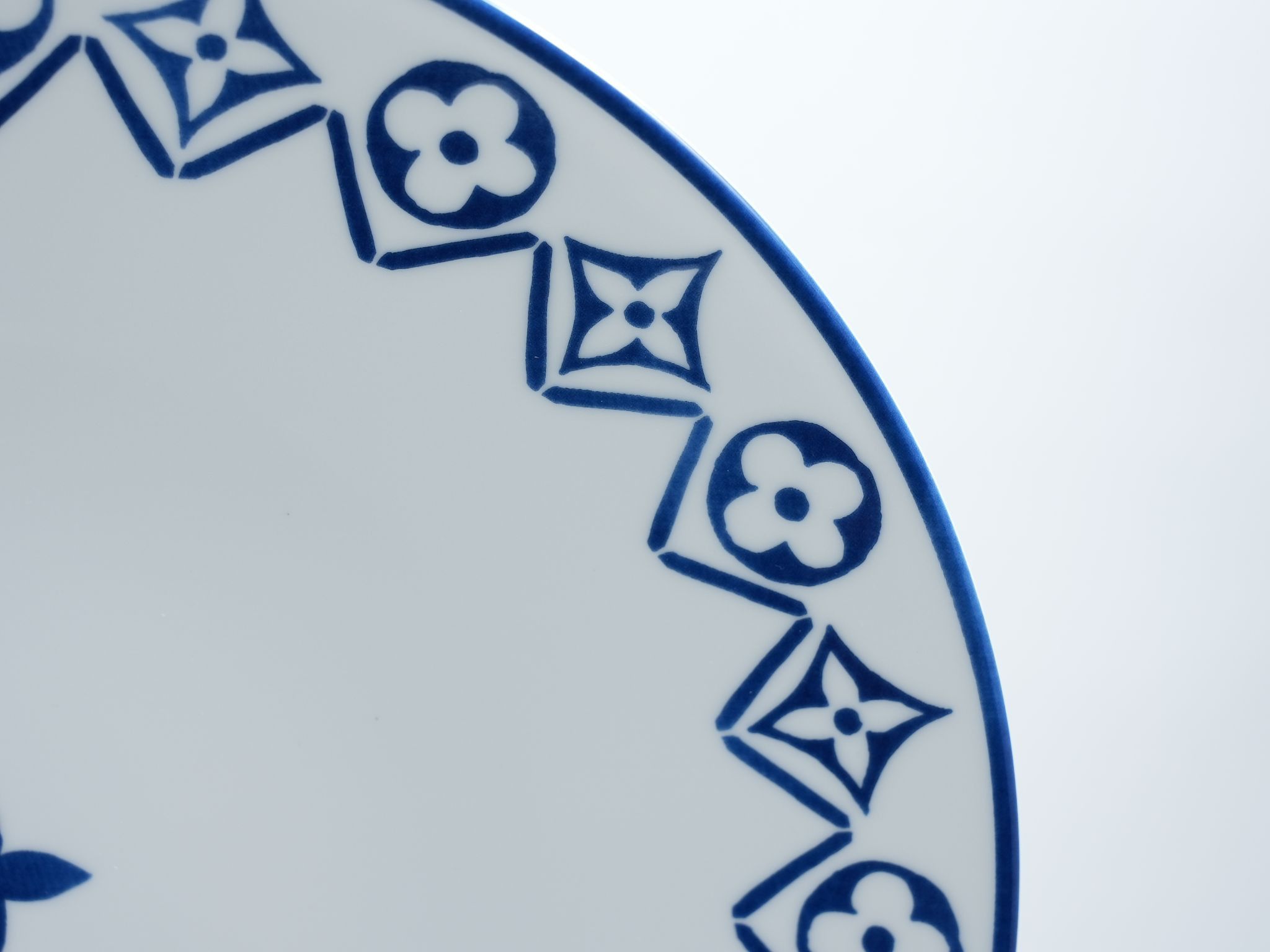 Louis Vuitton Louis Vuitton Dinner Plate 27 cm porcelain Monogram flower Size ONE SIZE - 5 Thumbnail
