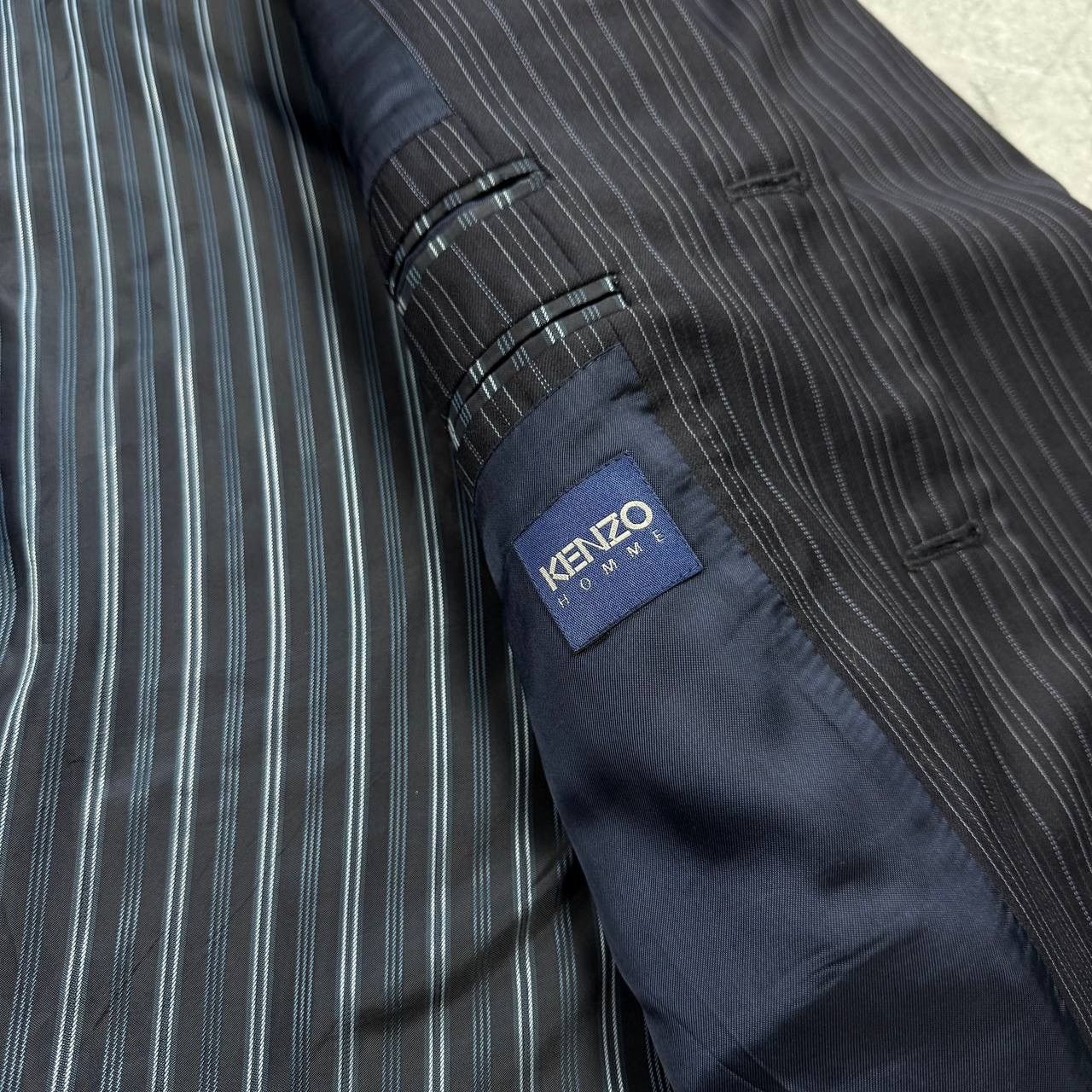 Kenzo Vintage Kenzo Homme Striped Three Button Wool Blazer Navy 50 Size 50R - 14 Thumbnail