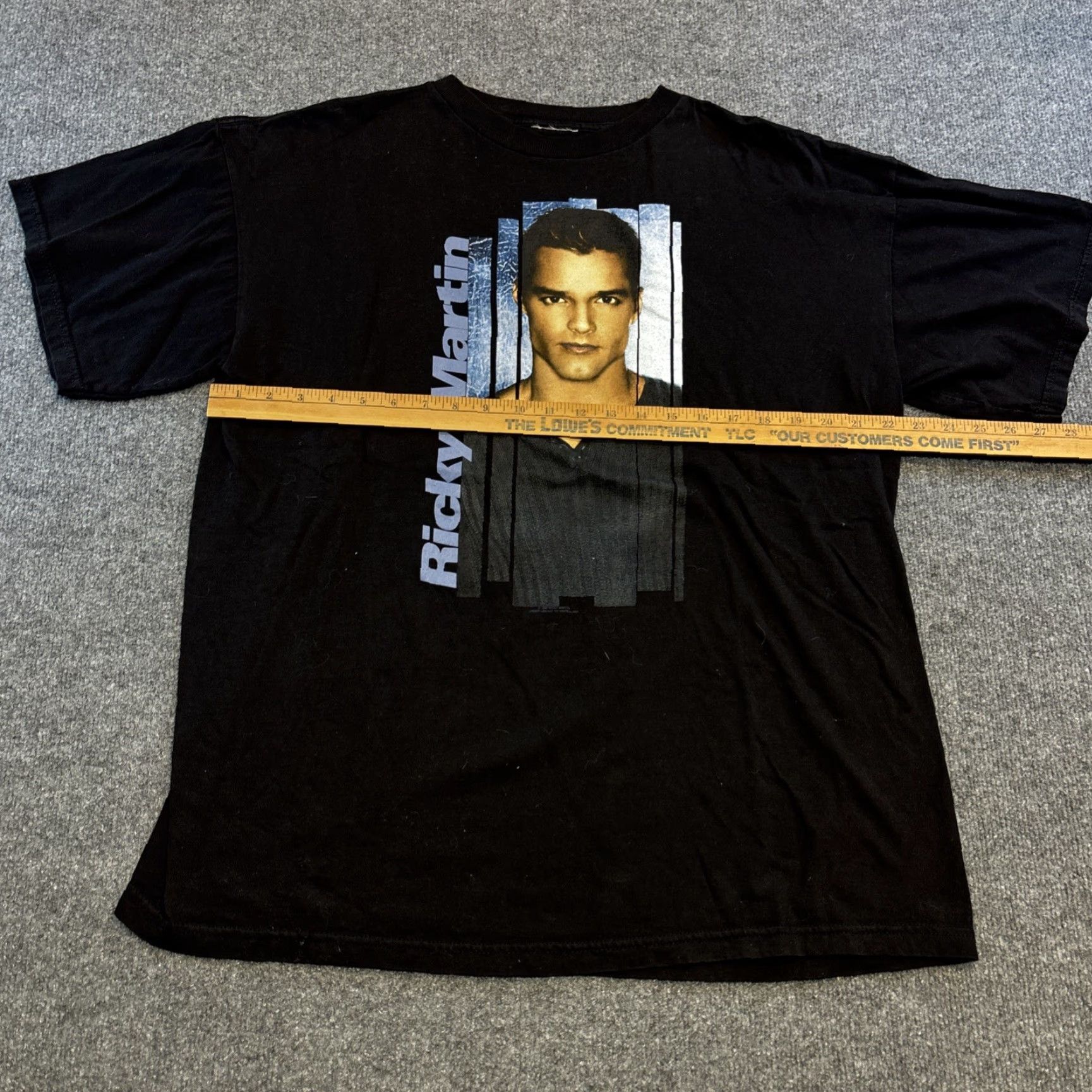 Vintage VINTAGE Ricky Martin T-Shirt Winterland 1999 Mens XL Black Cotton 90s Music Rap Crew Neck Short Sleeve US Size US XL / EU 56 / 4 - 5 Thumbnail