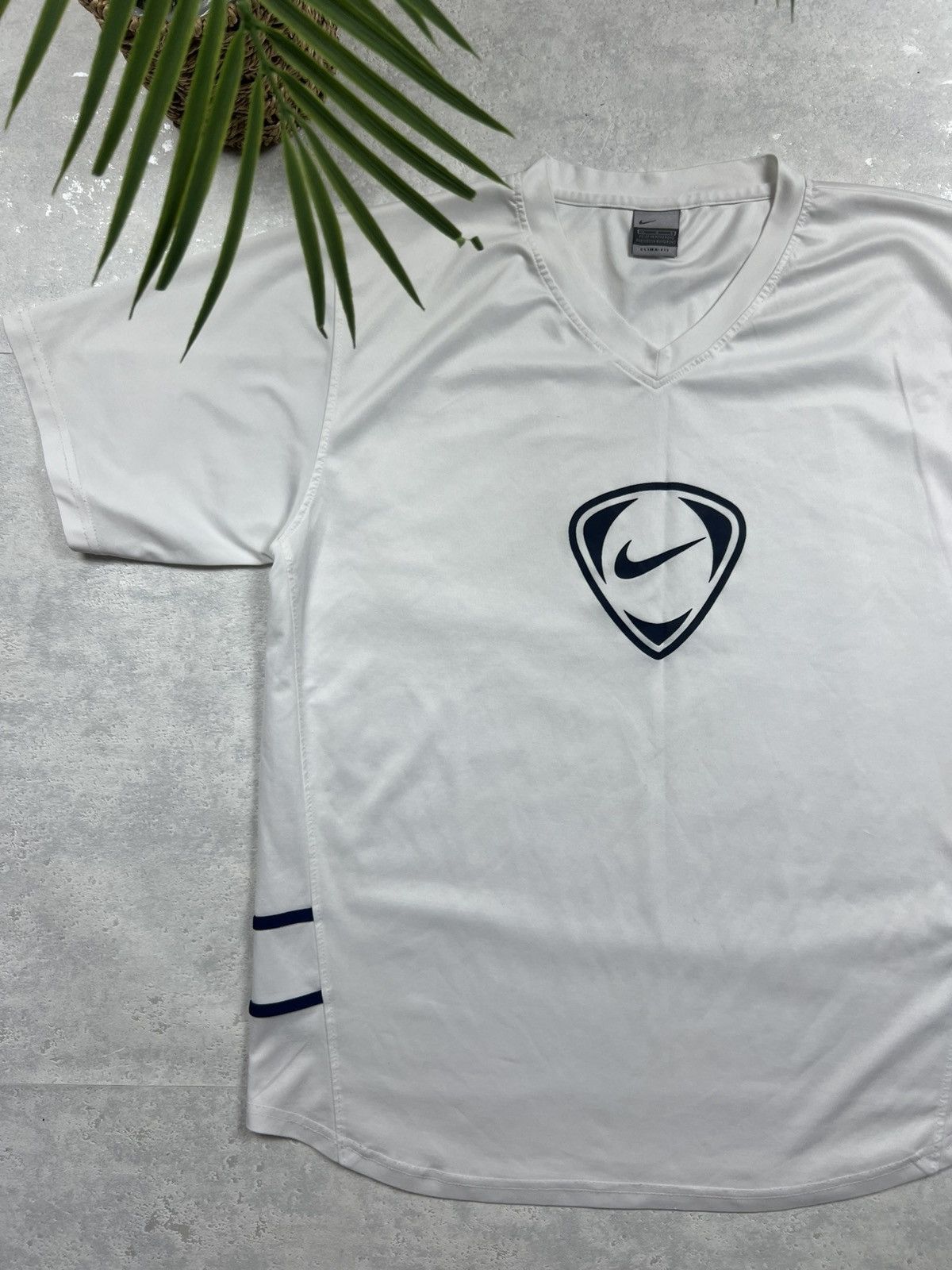 Nike 90s Nike Big Retro Logo Vintage Y2K Oversized Tee T-Shirt Size US XL / EU 56 / 4 - 2 Thumbnail