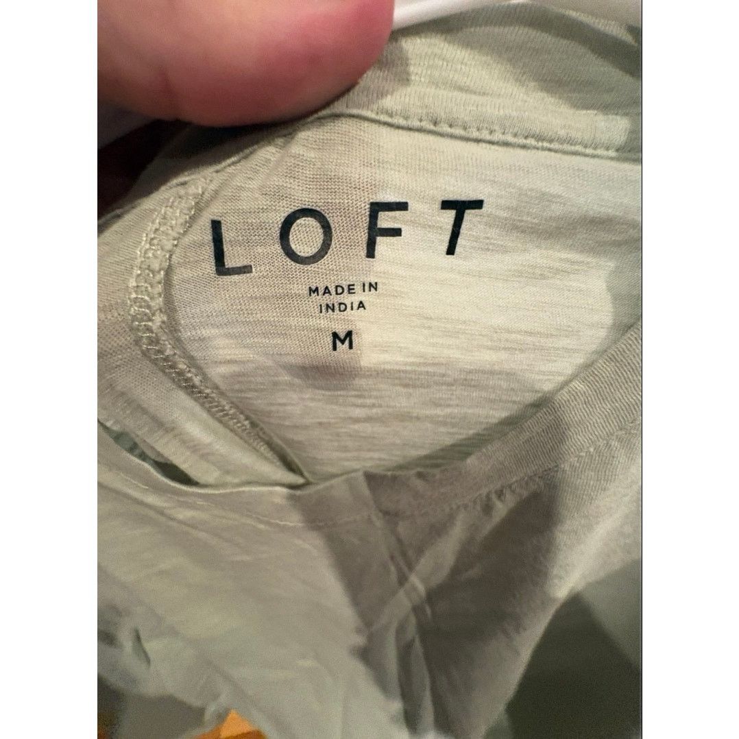 Loft LOFT Olive Green Long Sleeve Top Women’s Medium M 8 10 Size M / US 6-8 / IT 42-44 - 3 Thumbnail