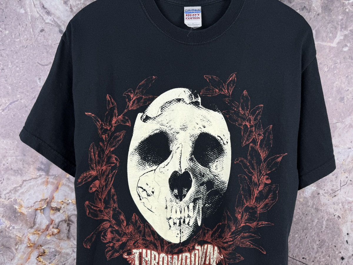 Gildan Throwdown Skull Graphic T-Shirt Heavy Metal Hardcore Tee Size US L / EU 52-54 / 3 - 3 Thumbnail
