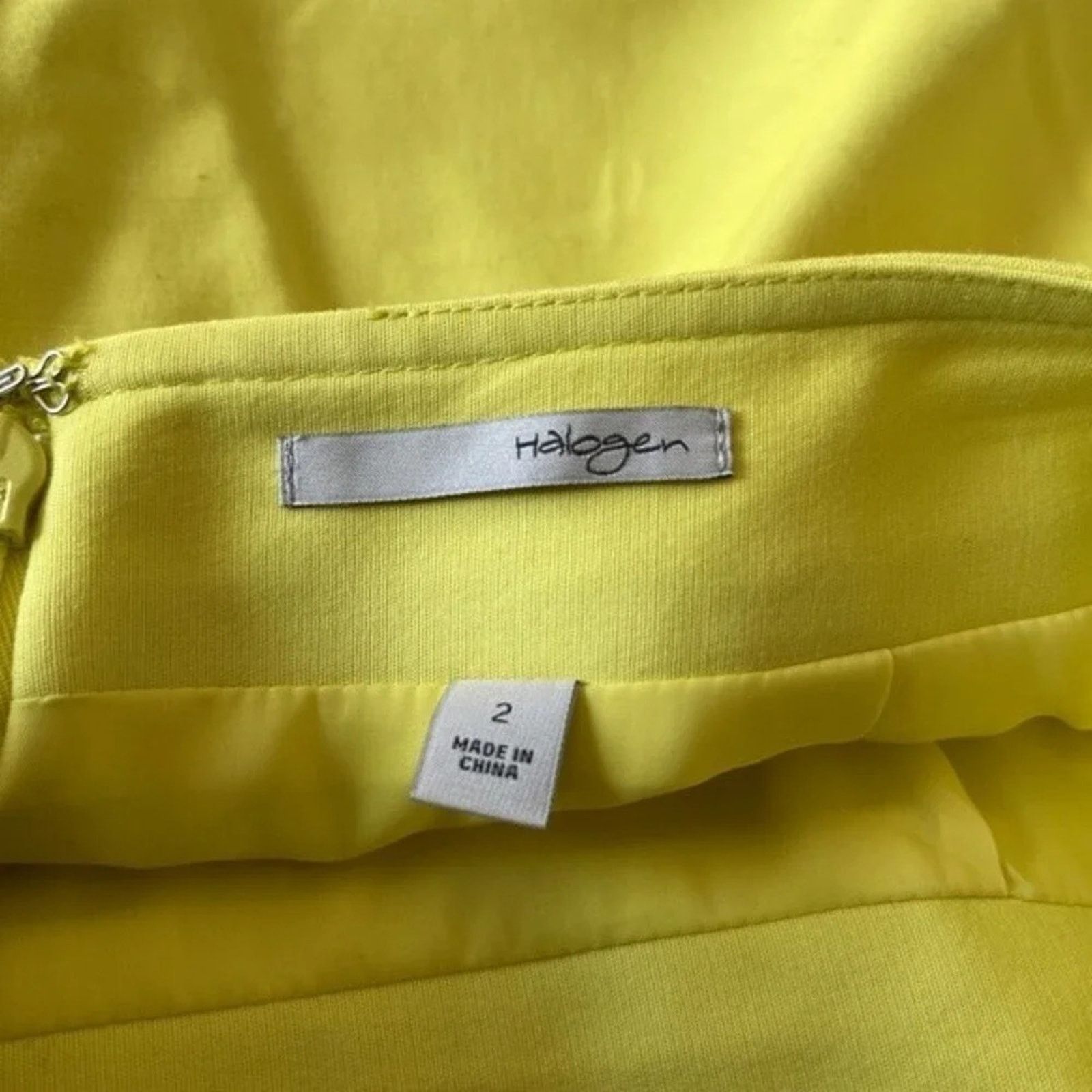 The Unbranded Brand Halogen chartreuse mini skirt, size 2. Size 26" / US 2 / IT 38 - 4 Thumbnail
