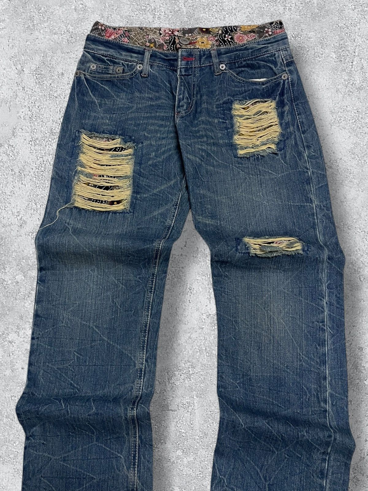 Japanese Brand Vintage Japan Designer 90’s Karakuri Trash Distressed Denim Size US 31 - 4 Thumbnail