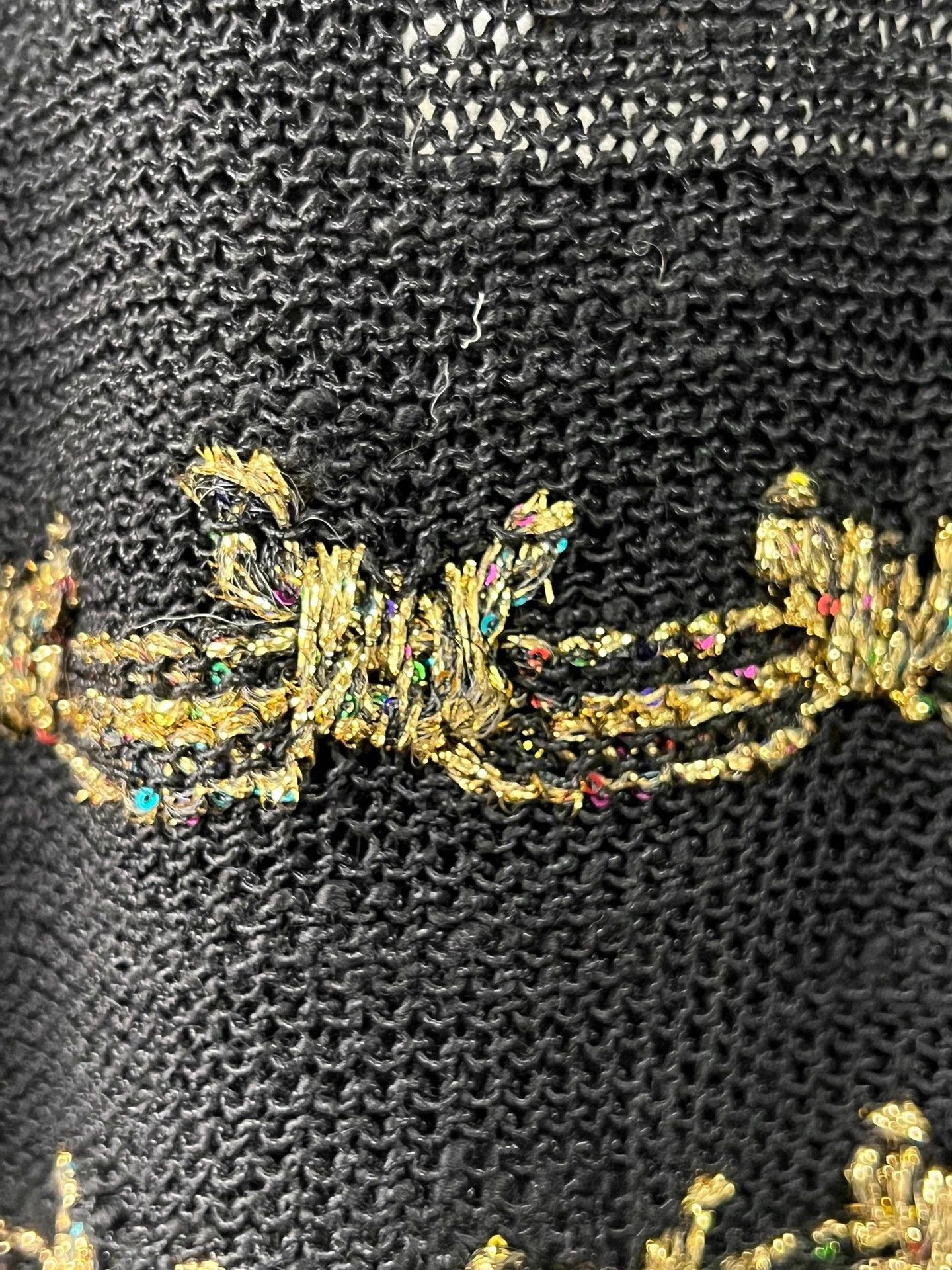 Chanel Chanel 25A Black Gold 34 Women's Knit Vest 3-layer Gold Trim Size XS / US 0-2 / IT 36-38 - 7 Thumbnail