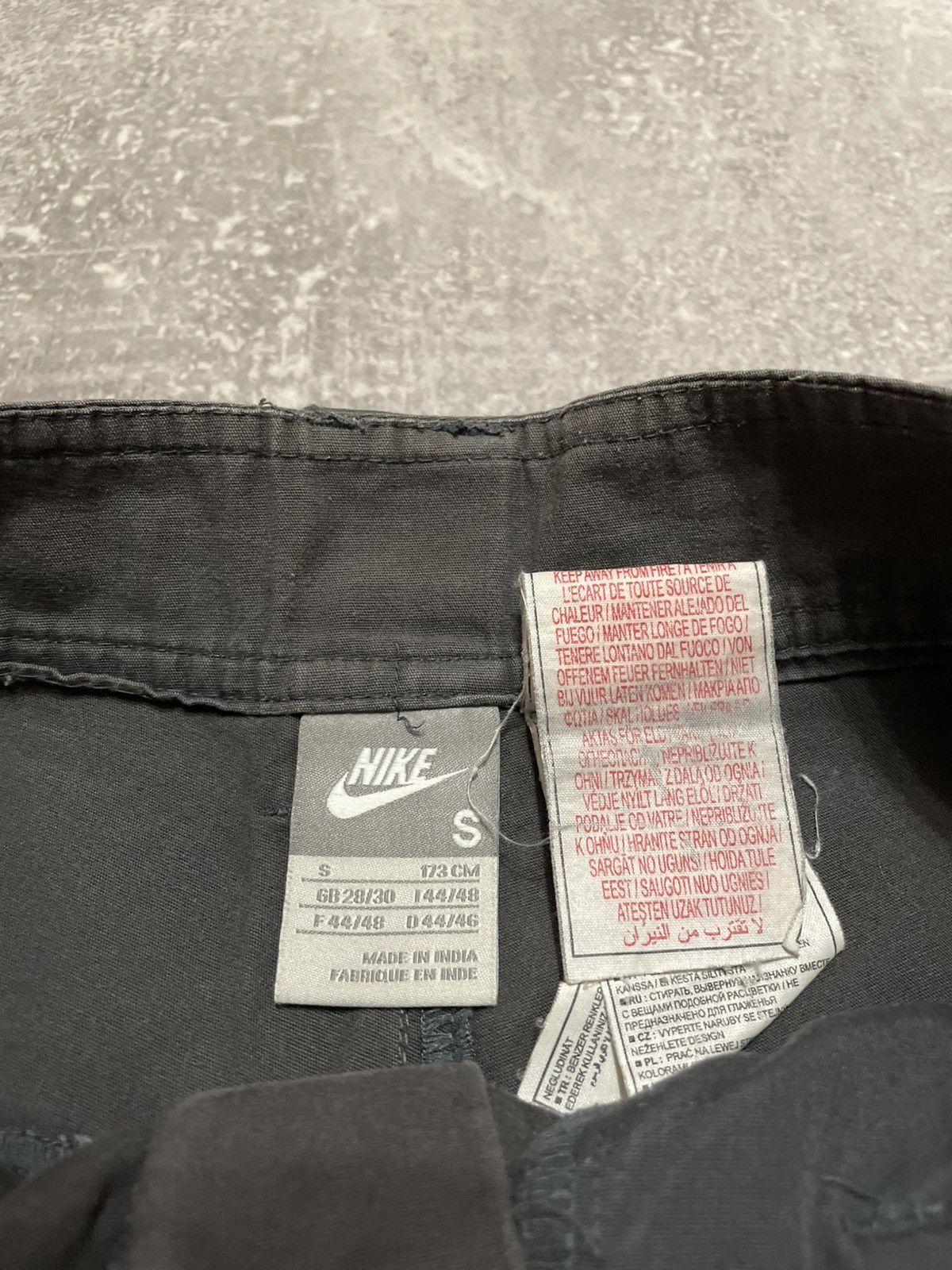 Nike × Vintage Vintage Nike 72 Y2K Cargo Shorts Size S Size US 30 / EU 46 - 9 Thumbnail