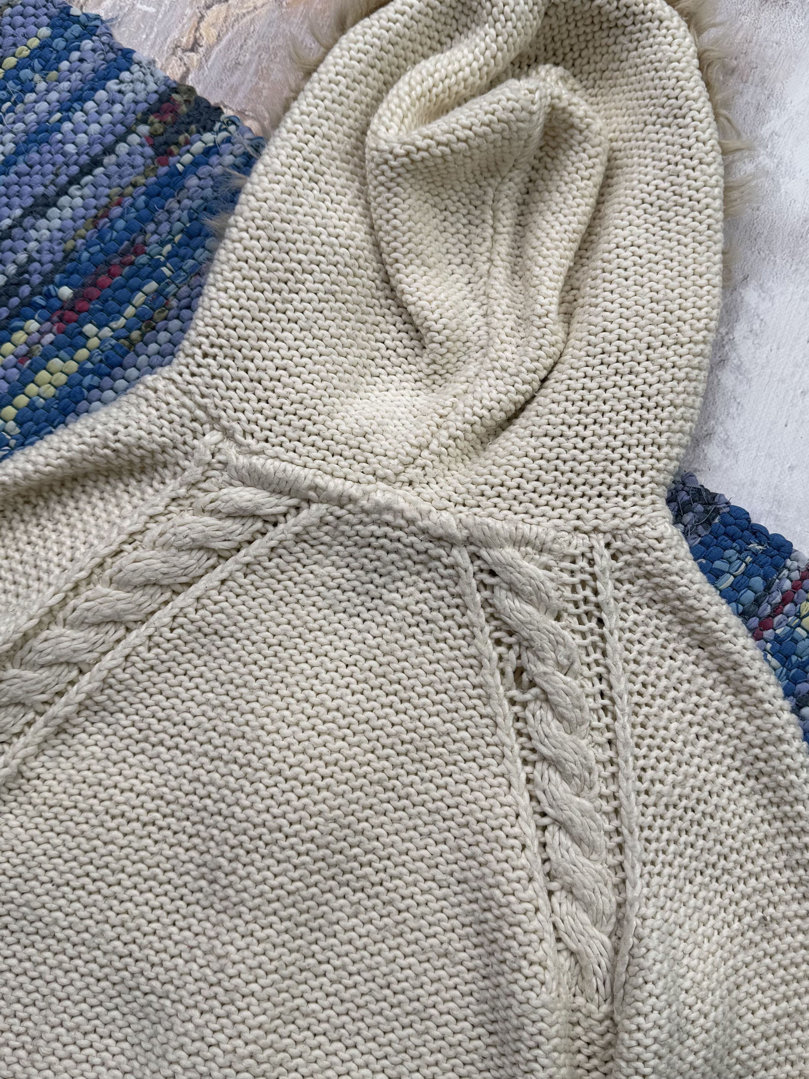 Japanese Brand Vintage Knitted Hoodie With Faux Fur Hood A74D159(310) Size XS / US 0-2 / IT 36-38 - 7 Thumbnail