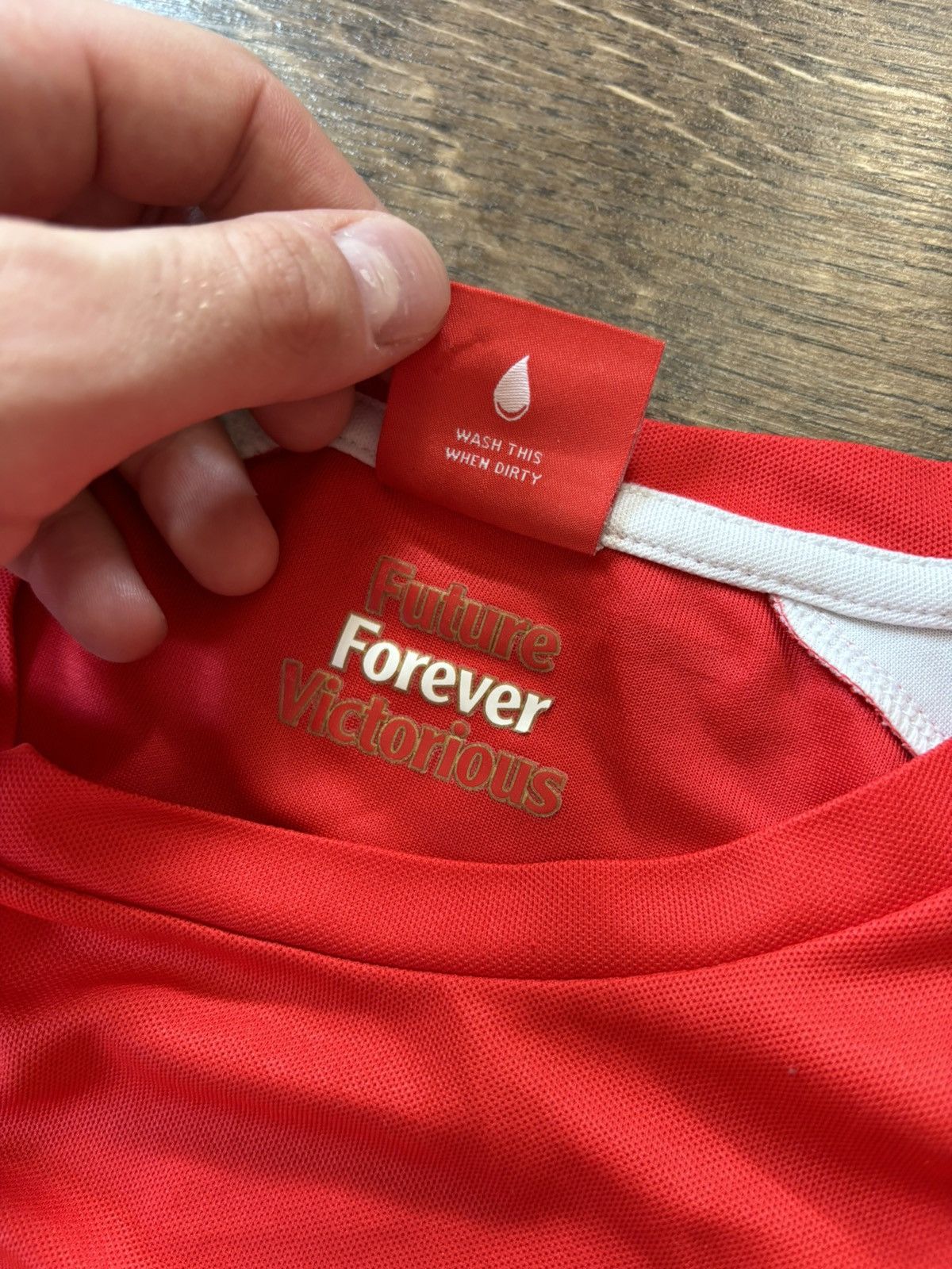 Puma Puma 2014-15 ARSENAL LONDON SHIRT JERSEY M Alexis Sanchez Size US M / EU 48-50 / 2 - 7 Thumbnail