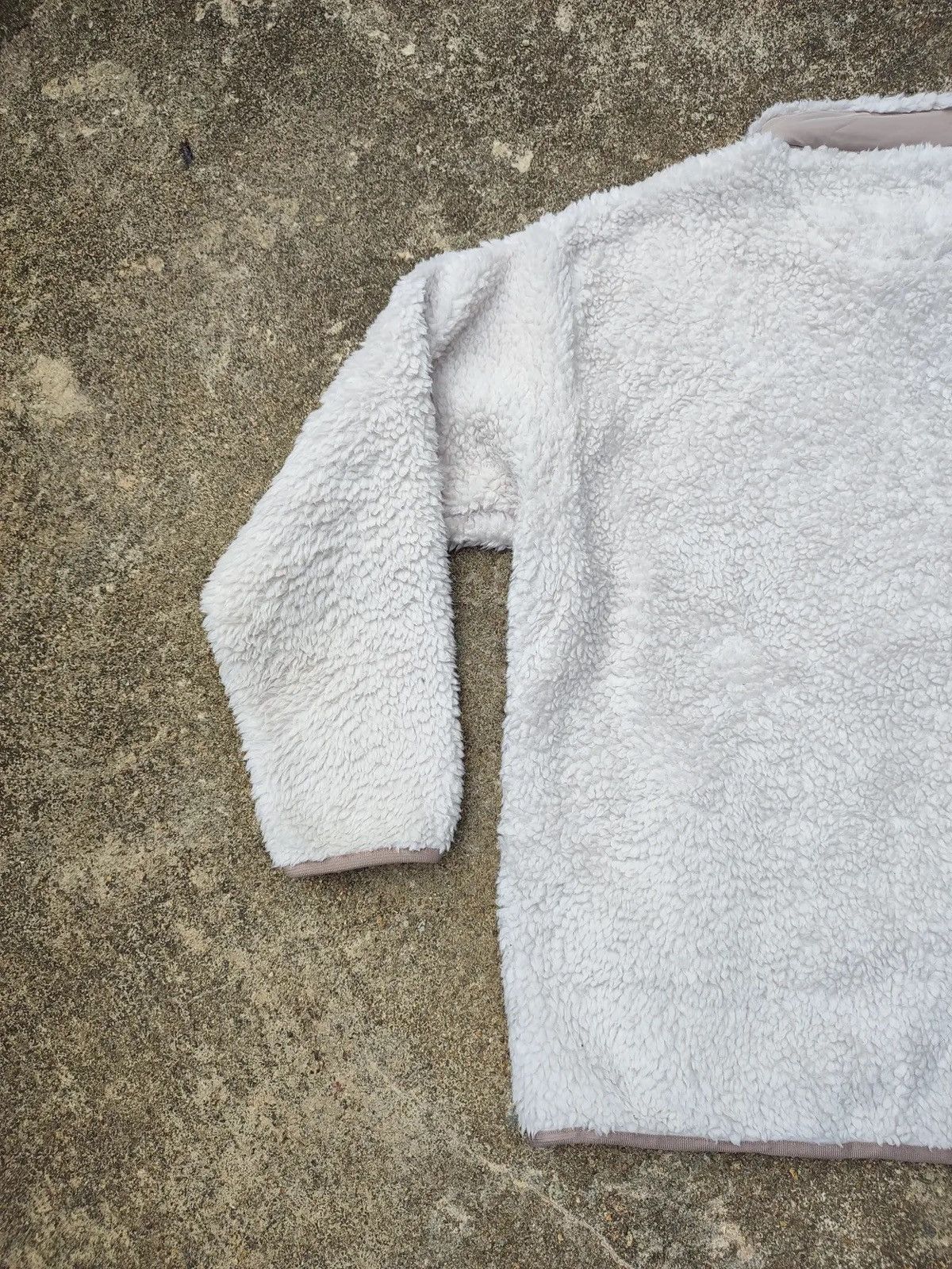 Uniqlo × White Mountaineering Uniqlo × White Mountaineering Fleece Pullover – White Size US S / EU 44-46 / 1 - 6 Thumbnail