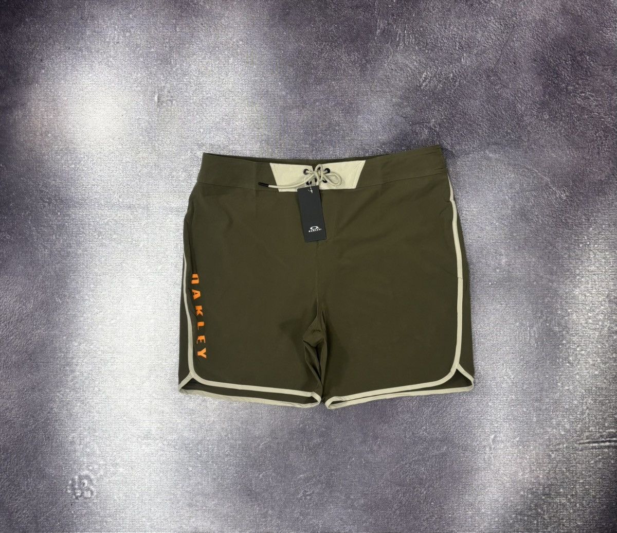 Oakley Oakley Solid Boardshort 18" NWT Men’s Swim Shorts Dark Brush Size US 38 / EU 54 - 1 Thumbnail
