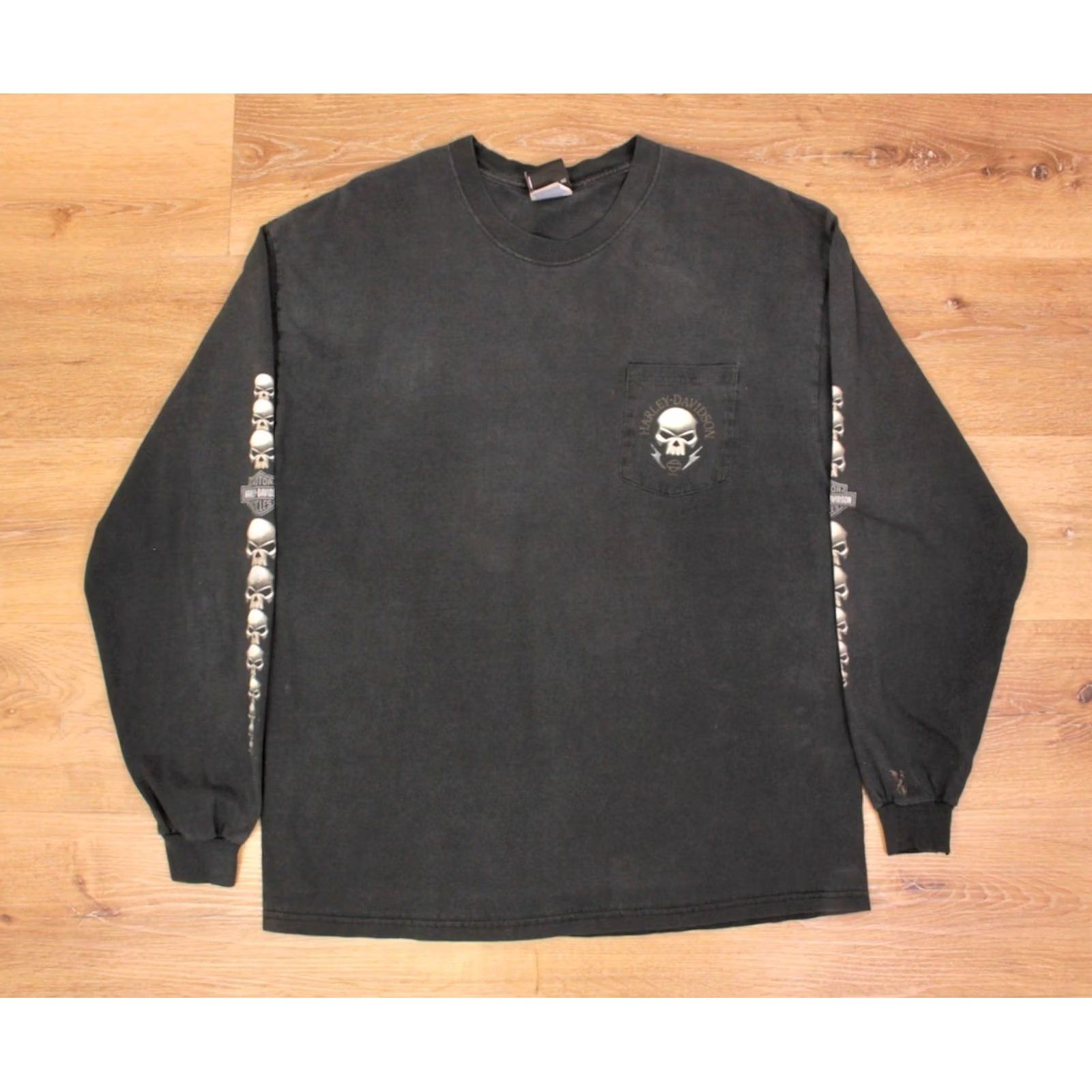 Harley Davidson Harley-Davidson VTG 90s Y2K Skull Long Sleeve TShirt XL Men Black Shirt Graphic Tee KS Topeka Skull 1990s 90s T-Shirt Size US XL / EU 56 / 4 - 2 Thumbnail