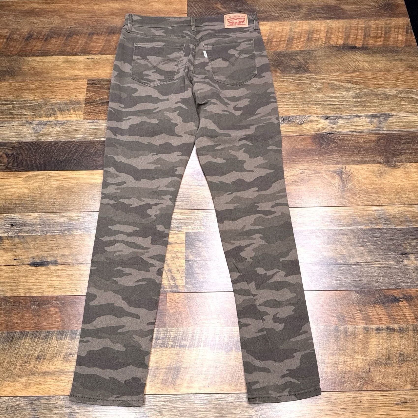Levi's Levi's 311 Shaping Skinny Jeans Womens 28 Green Camouflage Mid Rise Stretch Denim Slim Pocket 5-Pocket Size 28" / US 6 / IT 42 - 2 Thumbnail