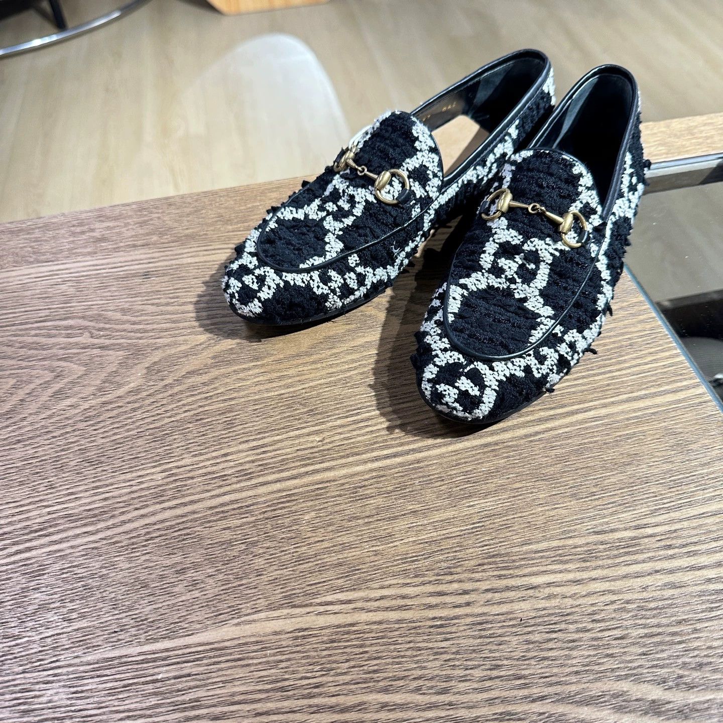 Gucci Gucci Women's Horsebit GG Loafer Black/White 37 Size US 6.5 / IT 36.5 - 1 Thumbnail