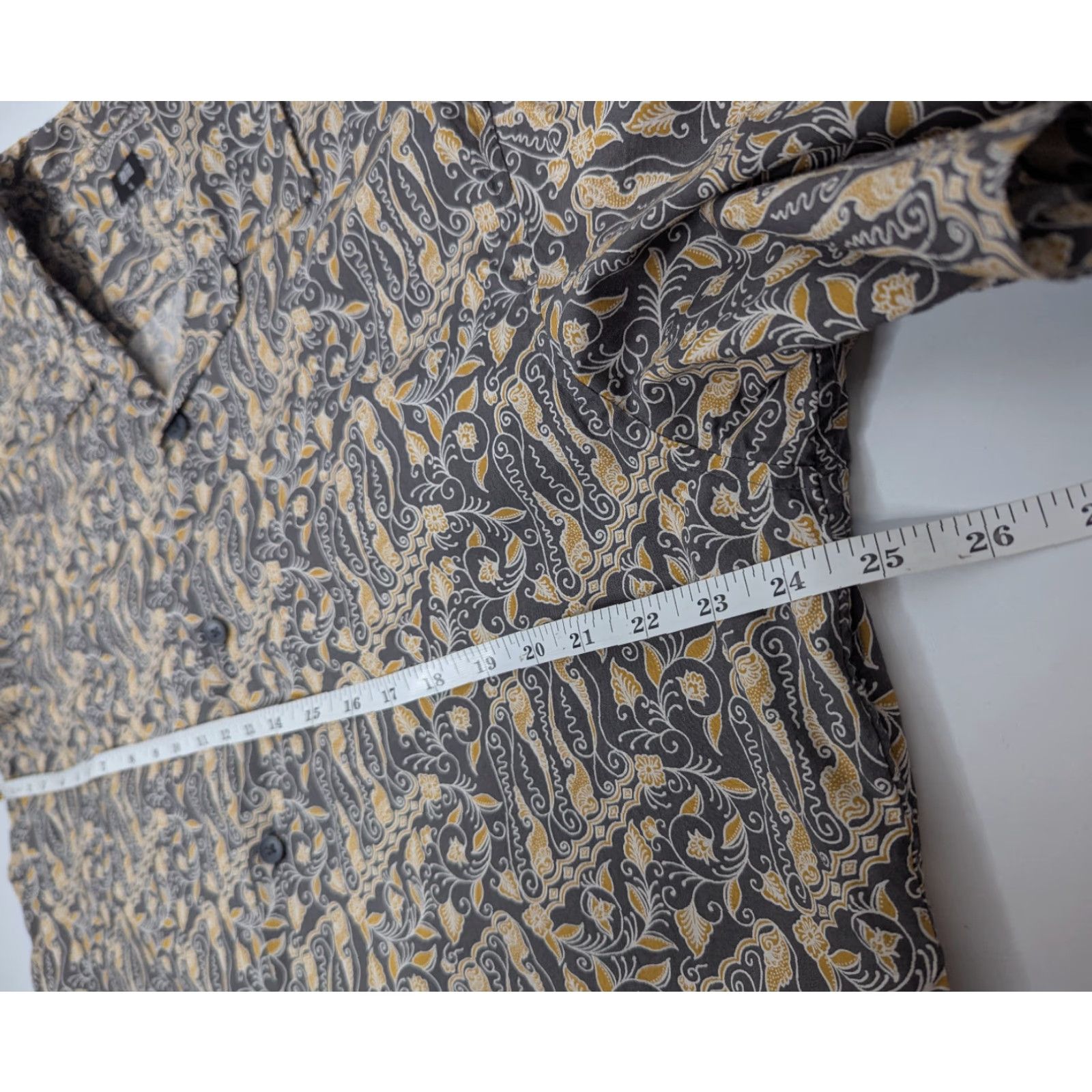 Uniqlo Uniqlo Camp Shirt Men’s XL Floral Hawaiian Short Sleeve Button Extra Fine Cotton Size US XL / EU 56 / 4 - 5 Thumbnail