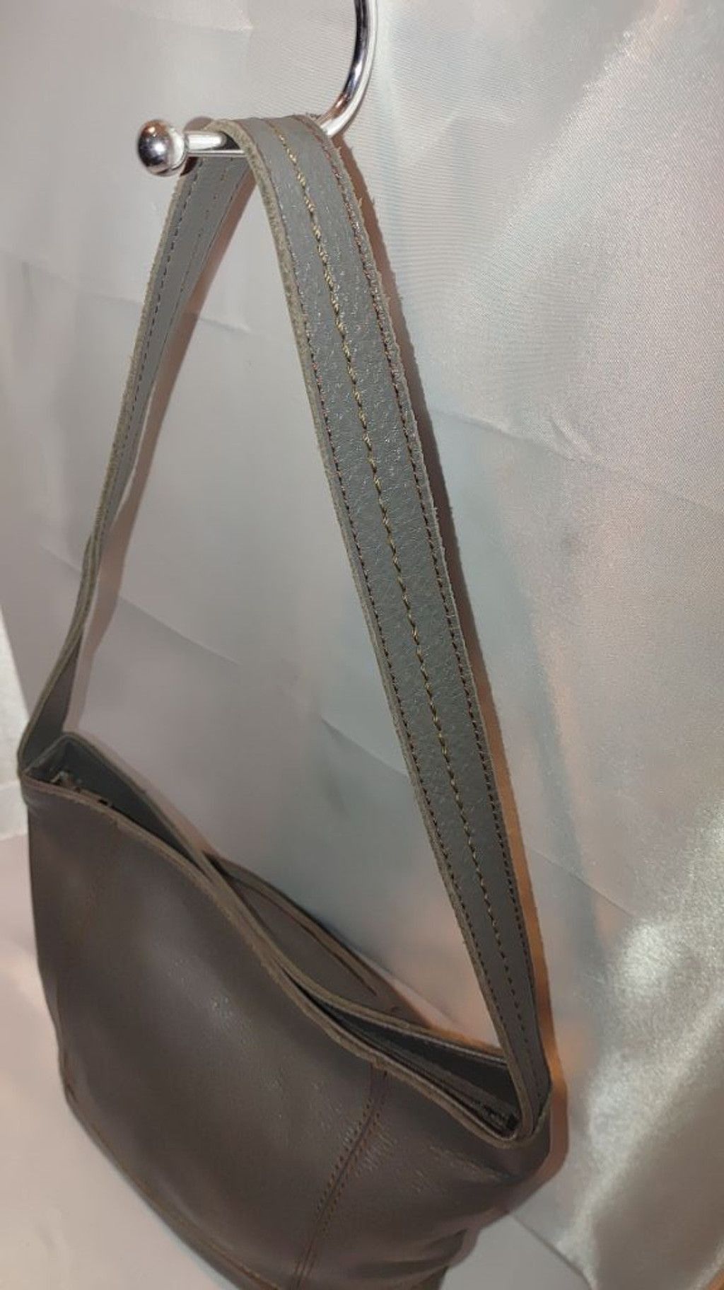 The Sak The Sak De Young Leather Hobo Bag on Slate Size ONE SIZE - 5 Thumbnail