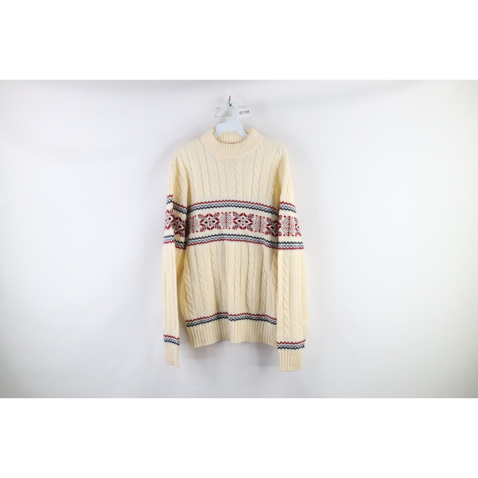 image of Vintage 70's Streetwear Nordic Fair Isle Cable Knit Sweater in White, Women's (Size XL)