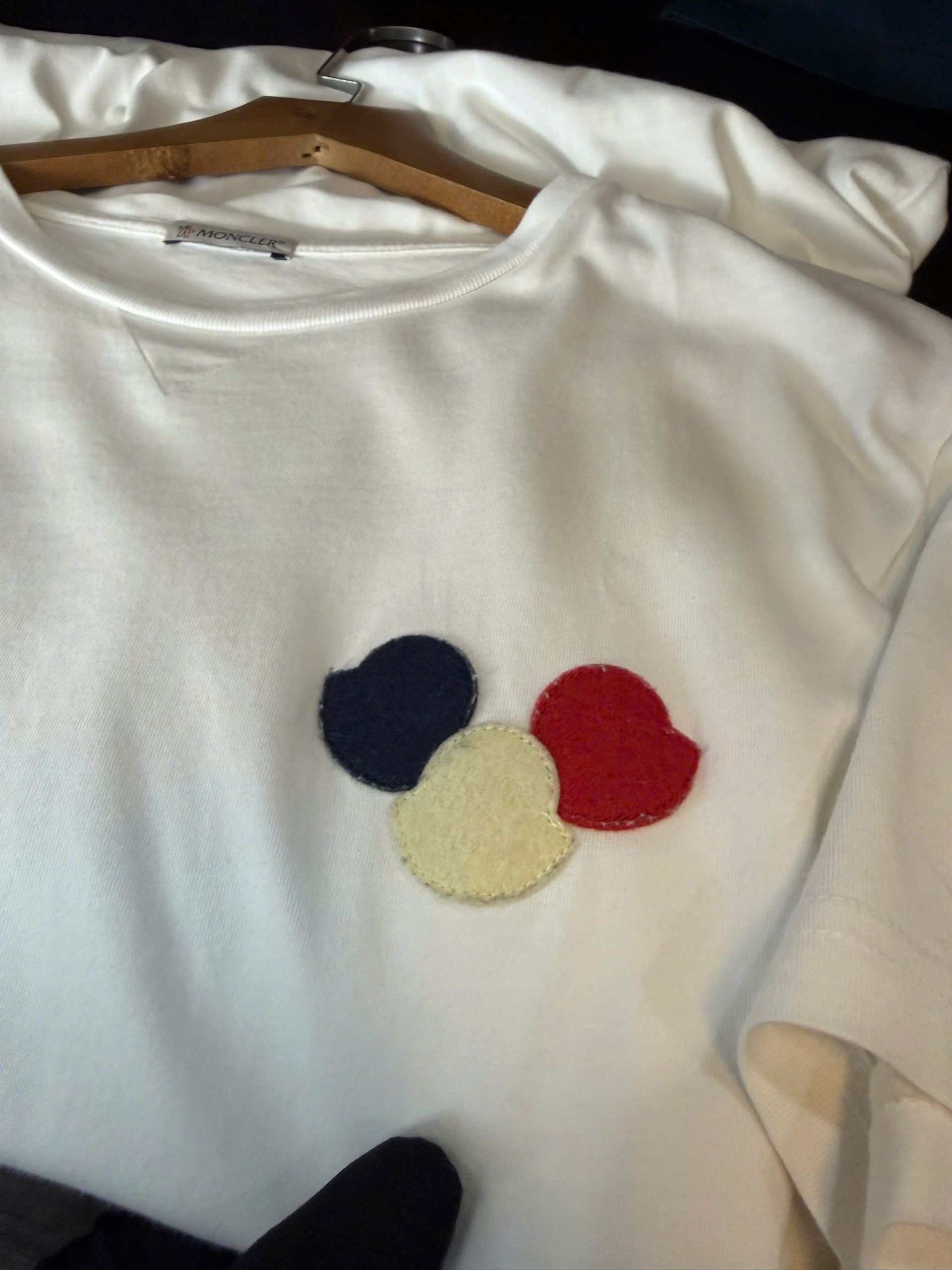 Moncler MONCLER T SHIRT Size US M / EU 48-50 / 2 - 1 Thumbnail