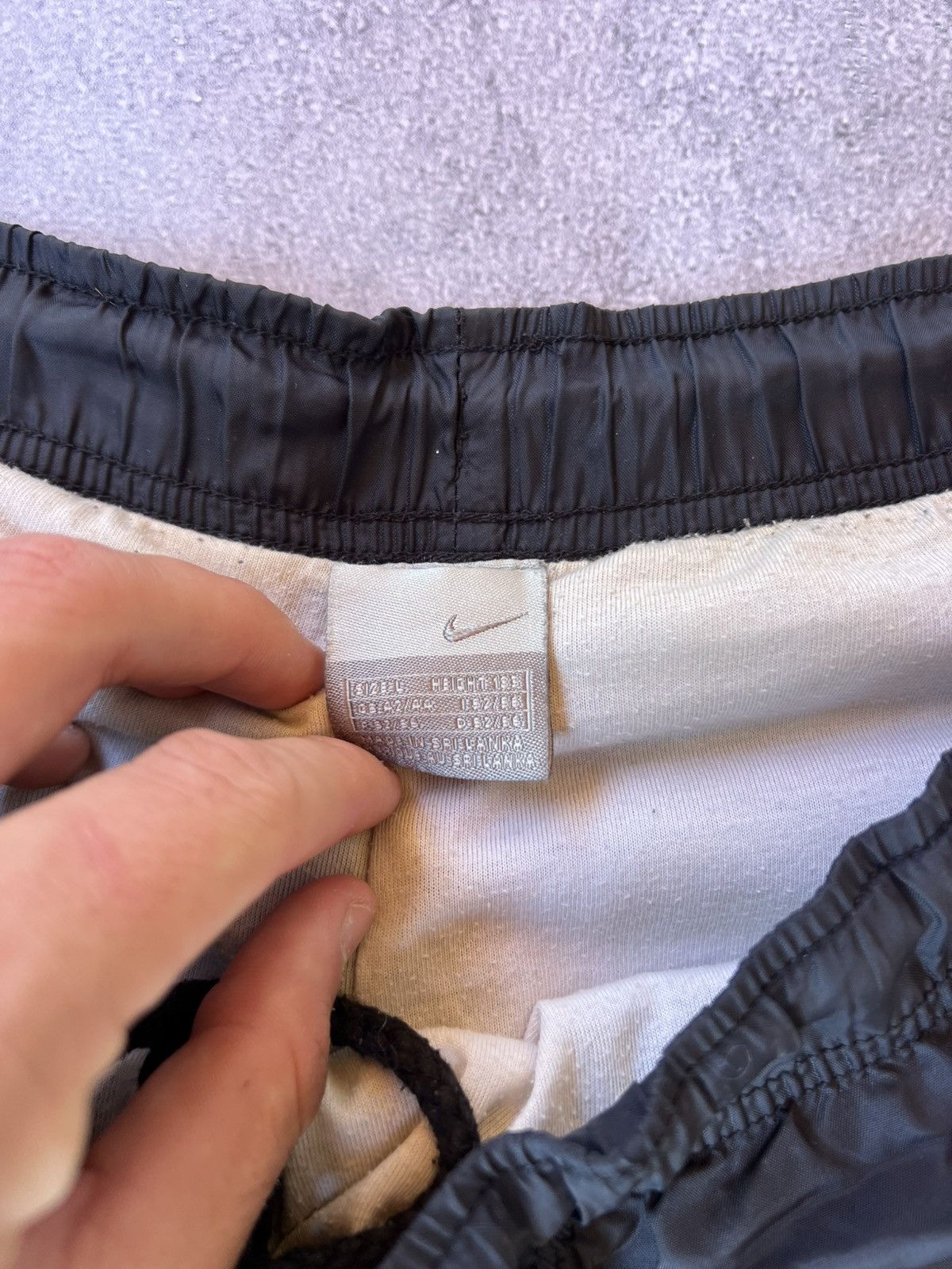 Nike 🔥 Nike Vintage Black Nylon Y2K Track Hype Pants – Size L Size US 32 / EU 48 - 7 Thumbnail
