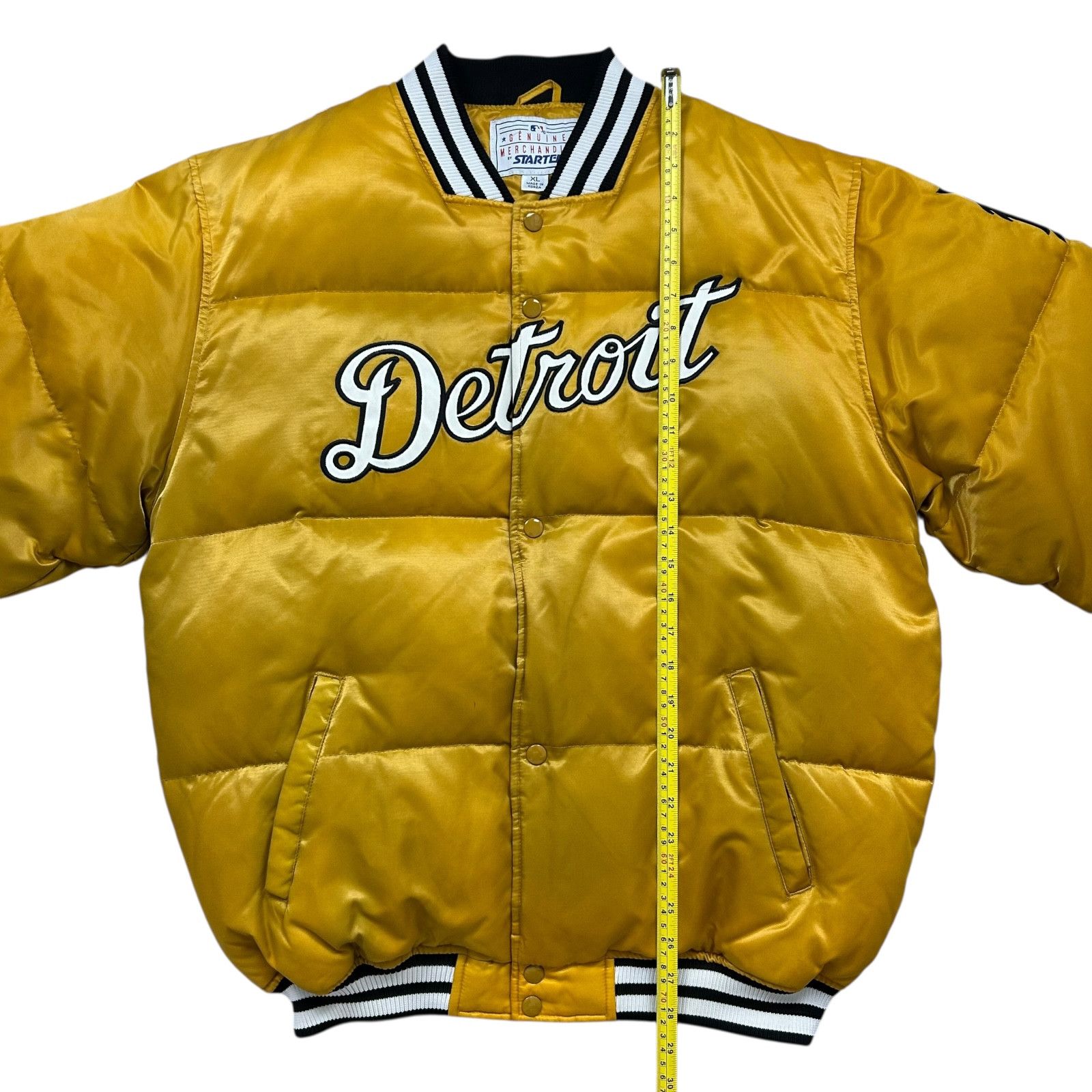 MLB RARE VTG 90s DETROIT TIGERS STARTER DOWN SATIN BOMBER JACKET Size US XL / EU 56 / 4 - 7 Thumbnail