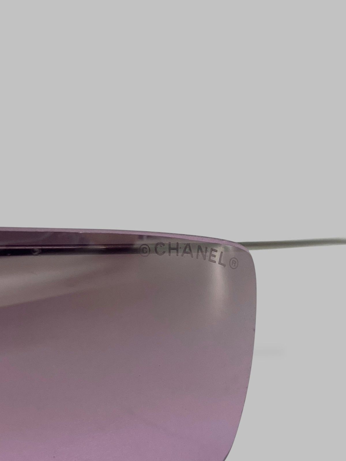 Chanel 2000s Chanel Foldable Logo Sunglasses Lavander Gradient Y2k Size ONE SIZE - 8 Thumbnail