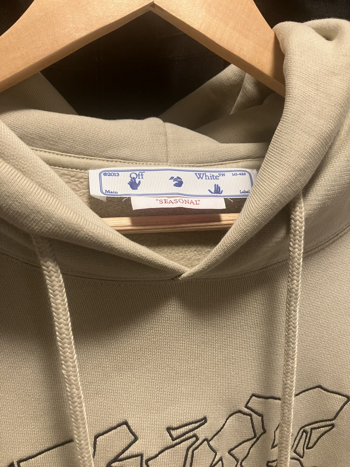 Off-White FIGURE OF SPEECH Size US XL / EU 56 / 4 - 2 Thumbnail