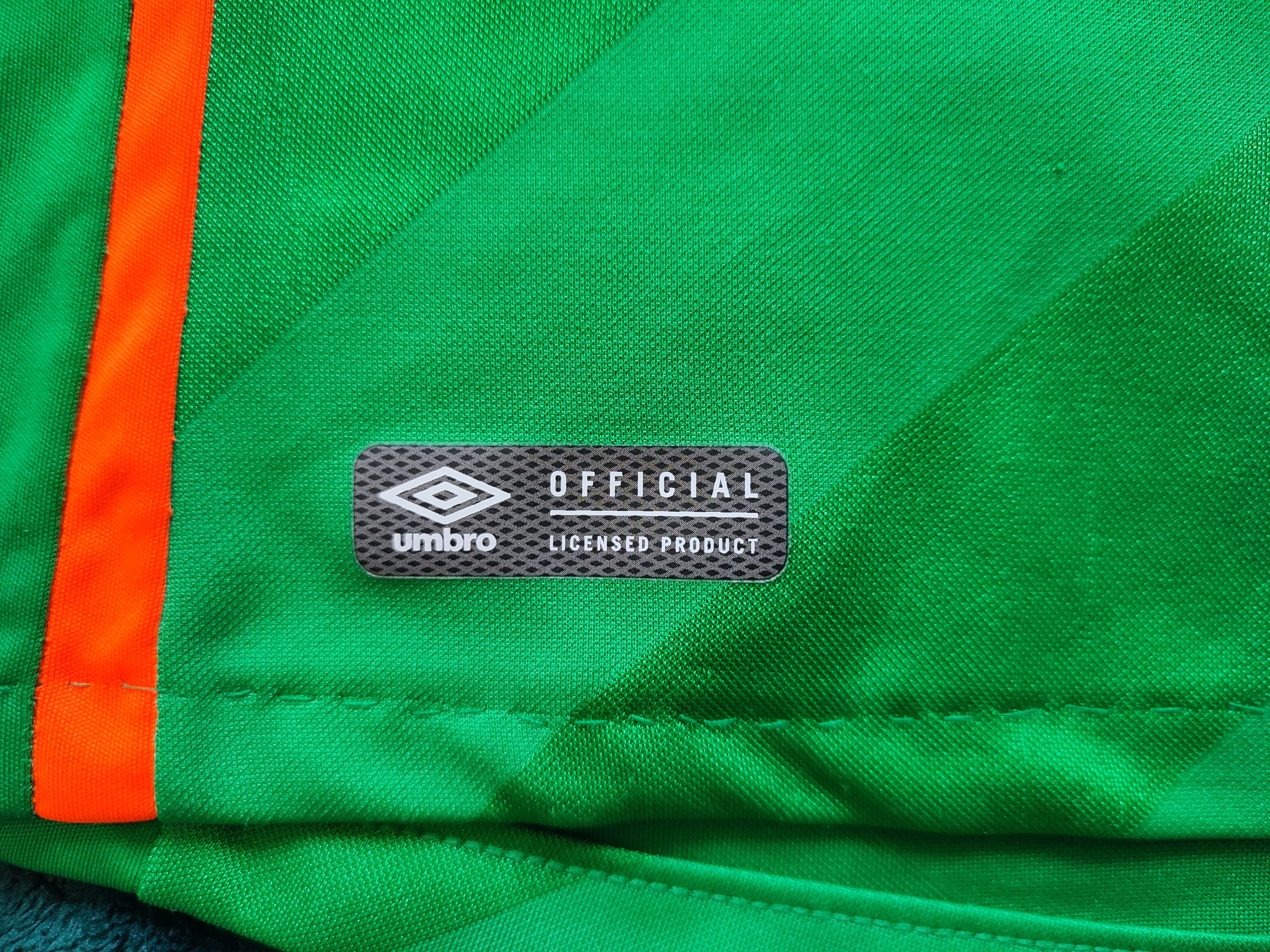 Umbro Ireland National Team 2016 Home Umbro Official Soccer Jersey Size US M / EU 48-50 / 2 - 8 Thumbnail