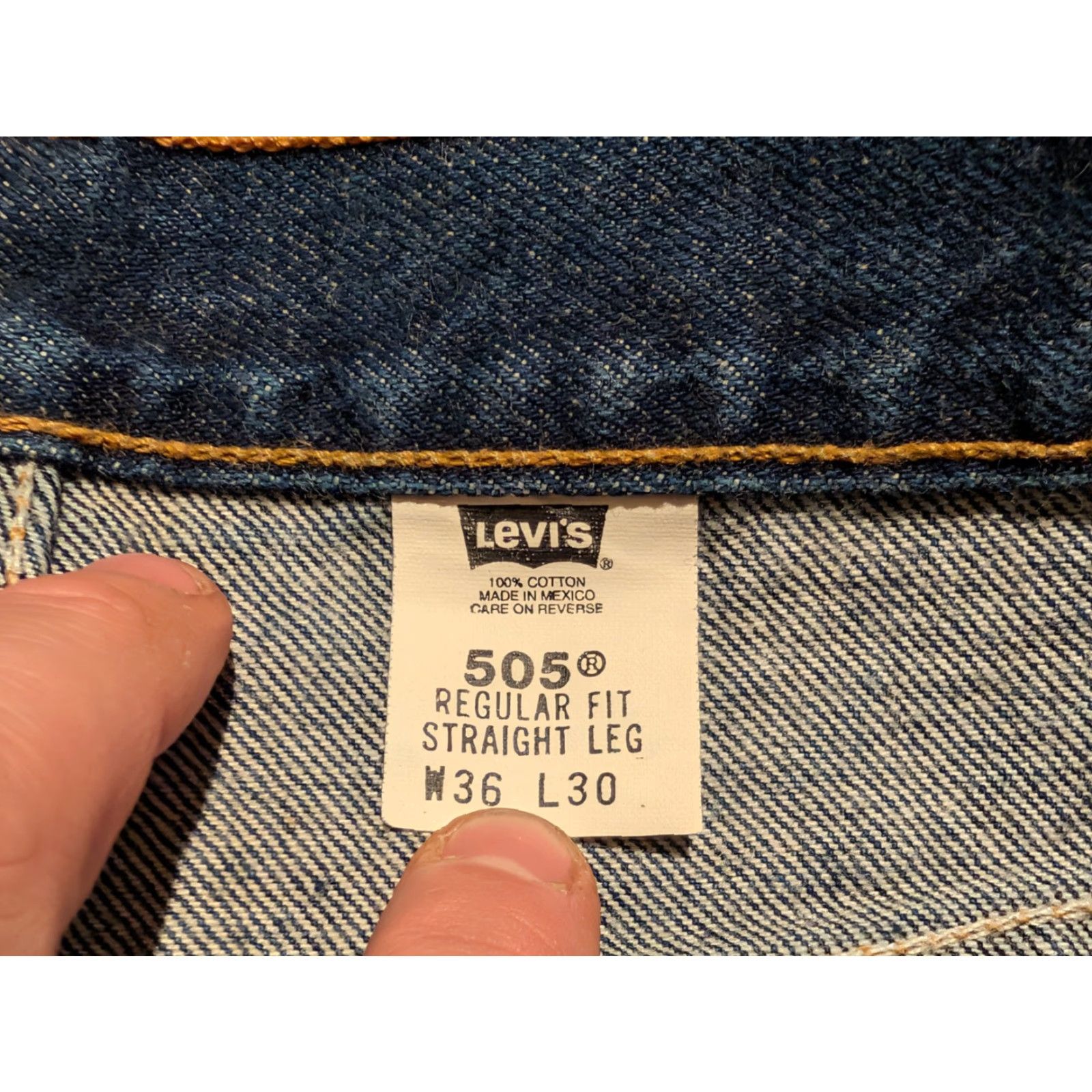 Levi's VINTAGE Levi's Jeans 36 x 30 Regular Dark Wash Denim 505 Straight Leg Men’s Size US 36 / EU 52 - 6 Thumbnail