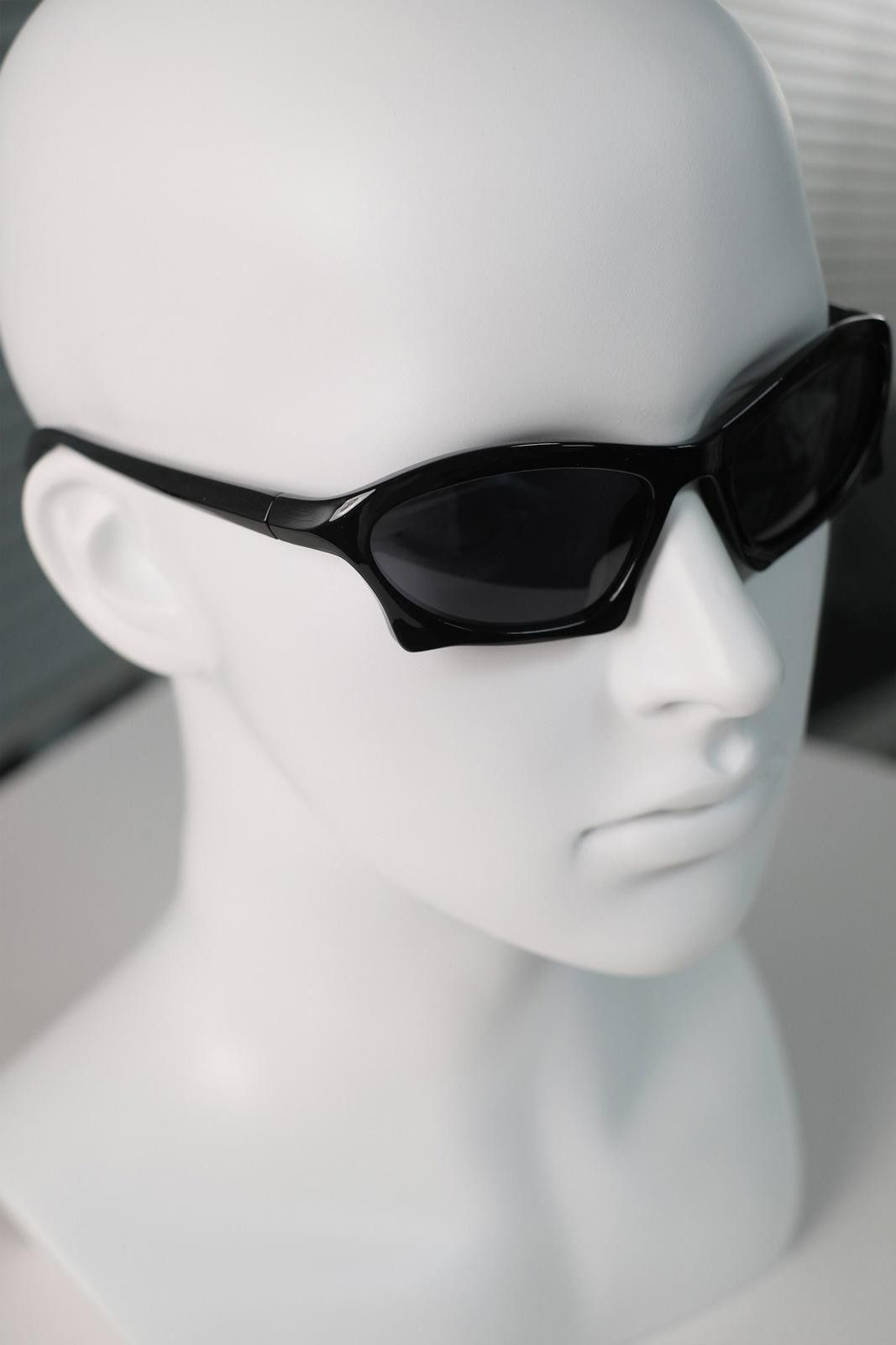 Other Rare Y2k Avant Garde Futuristic Black Sunglasses Unisex OS Size ONE SIZE - 8 Thumbnail