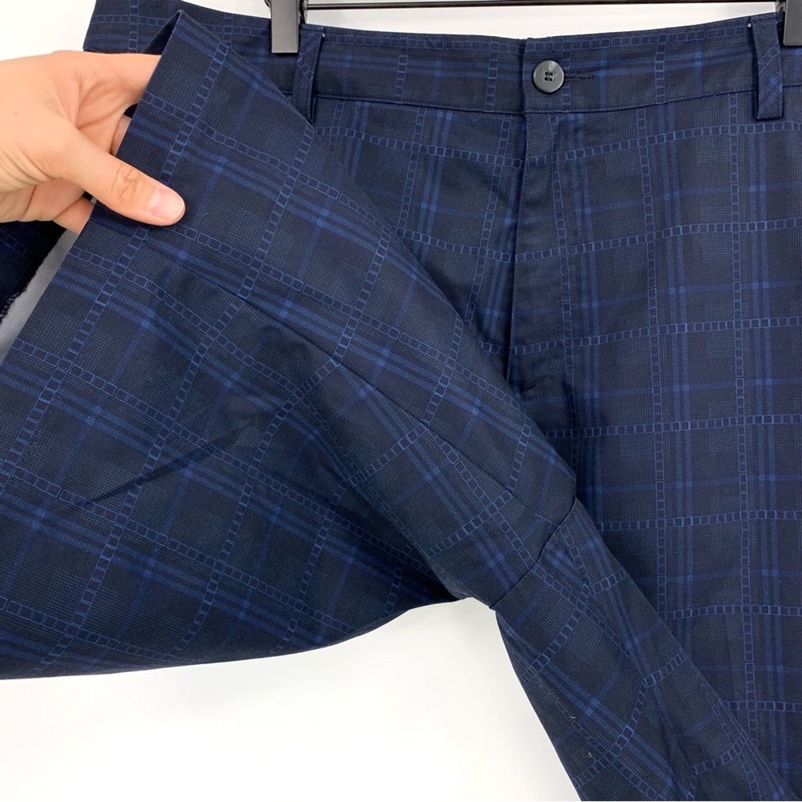 Adidas ADIDAS Climalite Casual Shorts Plaid Navy Blue 38 Size US 38 / EU 54 - 3 Thumbnail