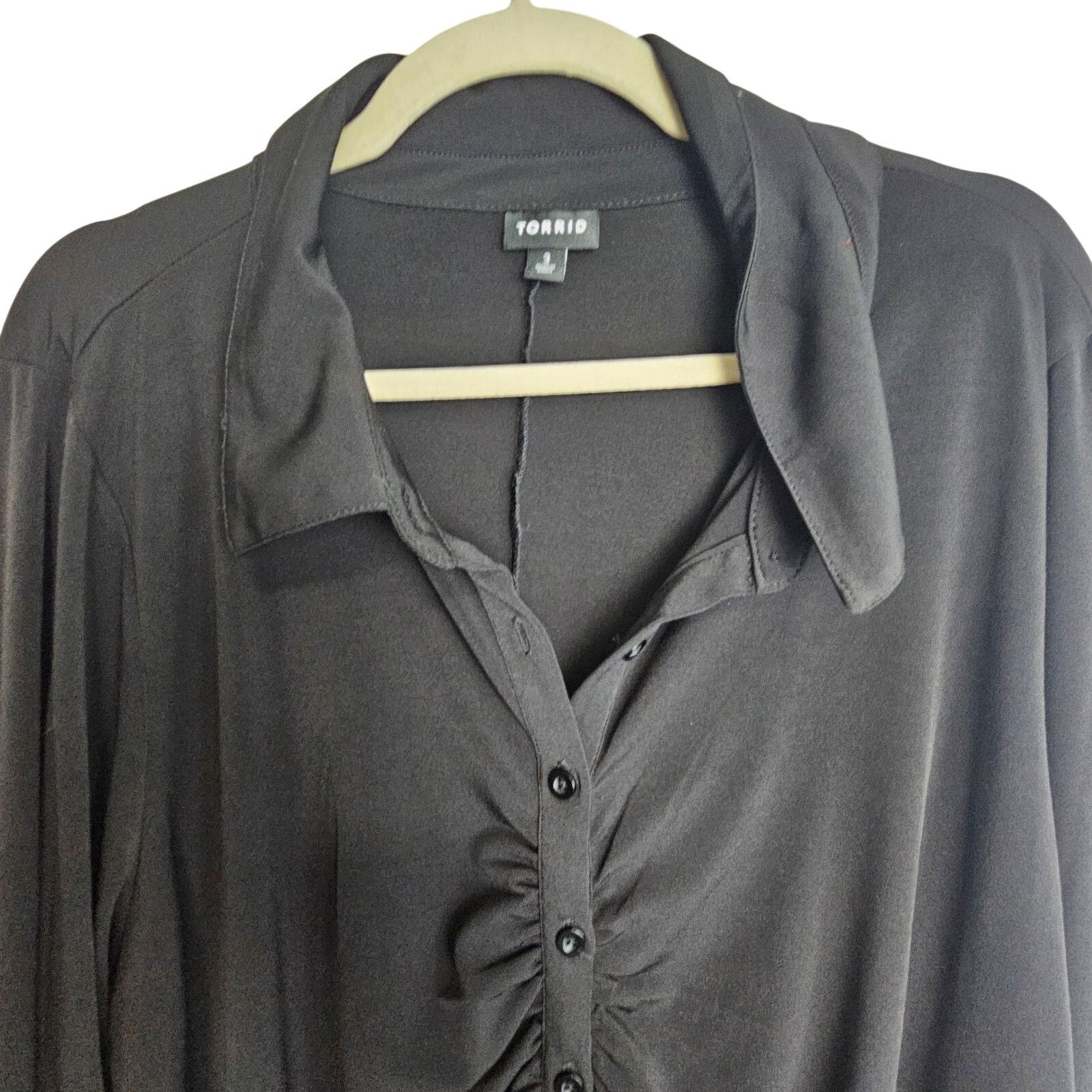 Corridor Torrid Ruched Button Front Blouse Sz 3X Classic Whimsigoth Size 3XL / US 20-22 - 2 Thumbnail