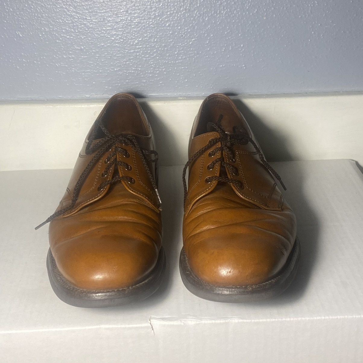 Allen Edmonds Allen Edmonds Tan Oxfords Dress Shoes Men’s Size 12 Size US 12 / EU 45 - 2 Thumbnail