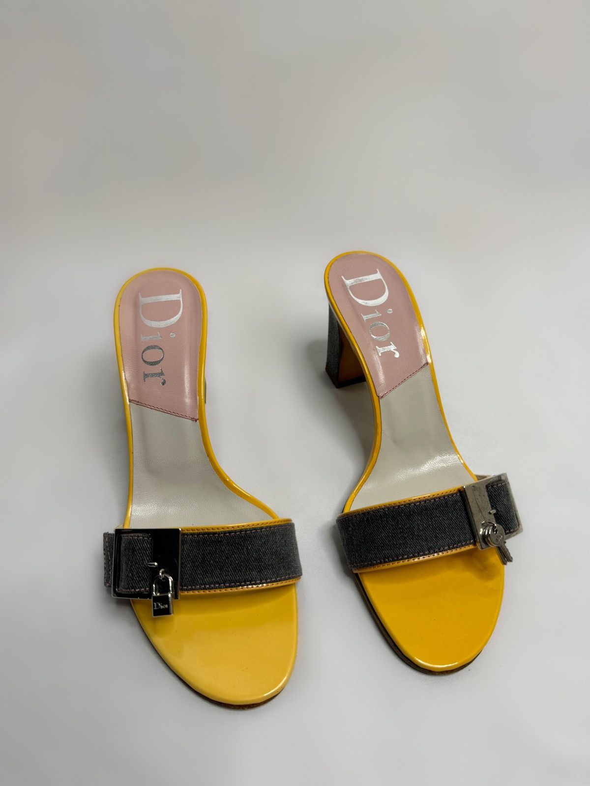 Dior × Vintage Vintage Dior Denim Lock Charm Heels Size US 7 / IT 37 - 2 Thumbnail
