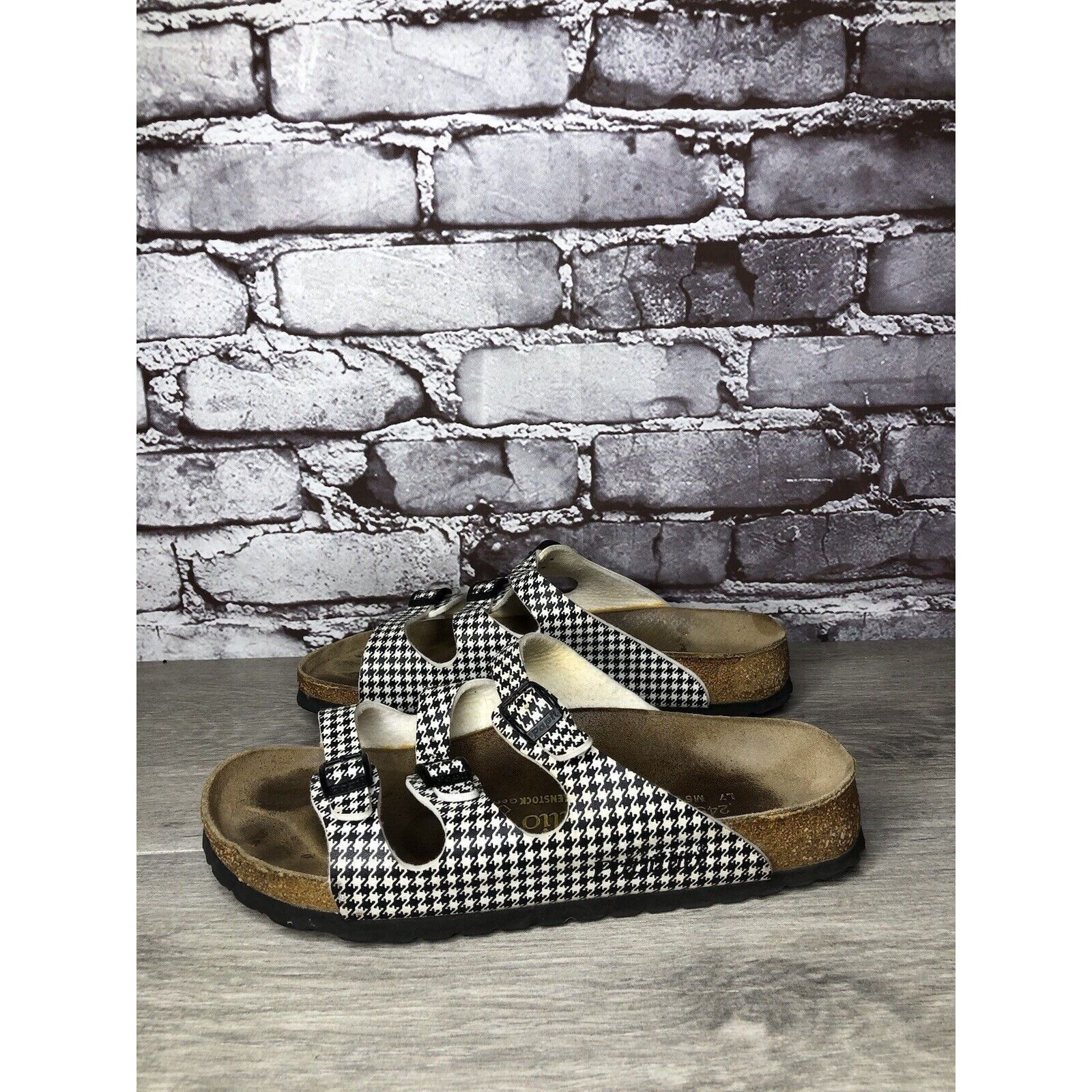 Birkenstock BIRKENSTOCK PAPILLIO Black White Leather Footbed Sandals Wom Size US 7.5 / IT 37.5 - 6 Thumbnail