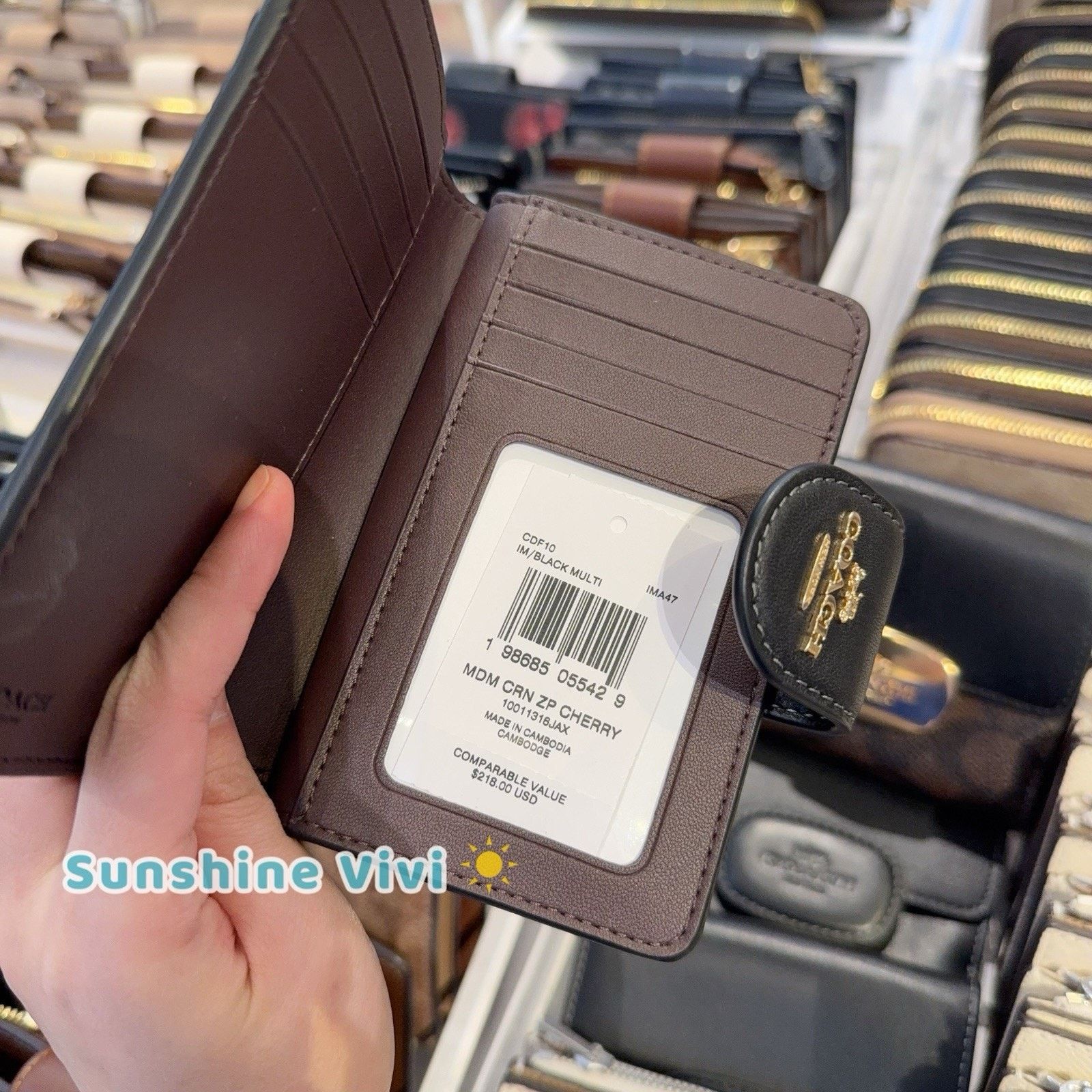 Coach NWT Coach Medium Corner Zip Wallet Cherry Gold/Black CDF10 Size ONE SIZE - 7 Thumbnail
