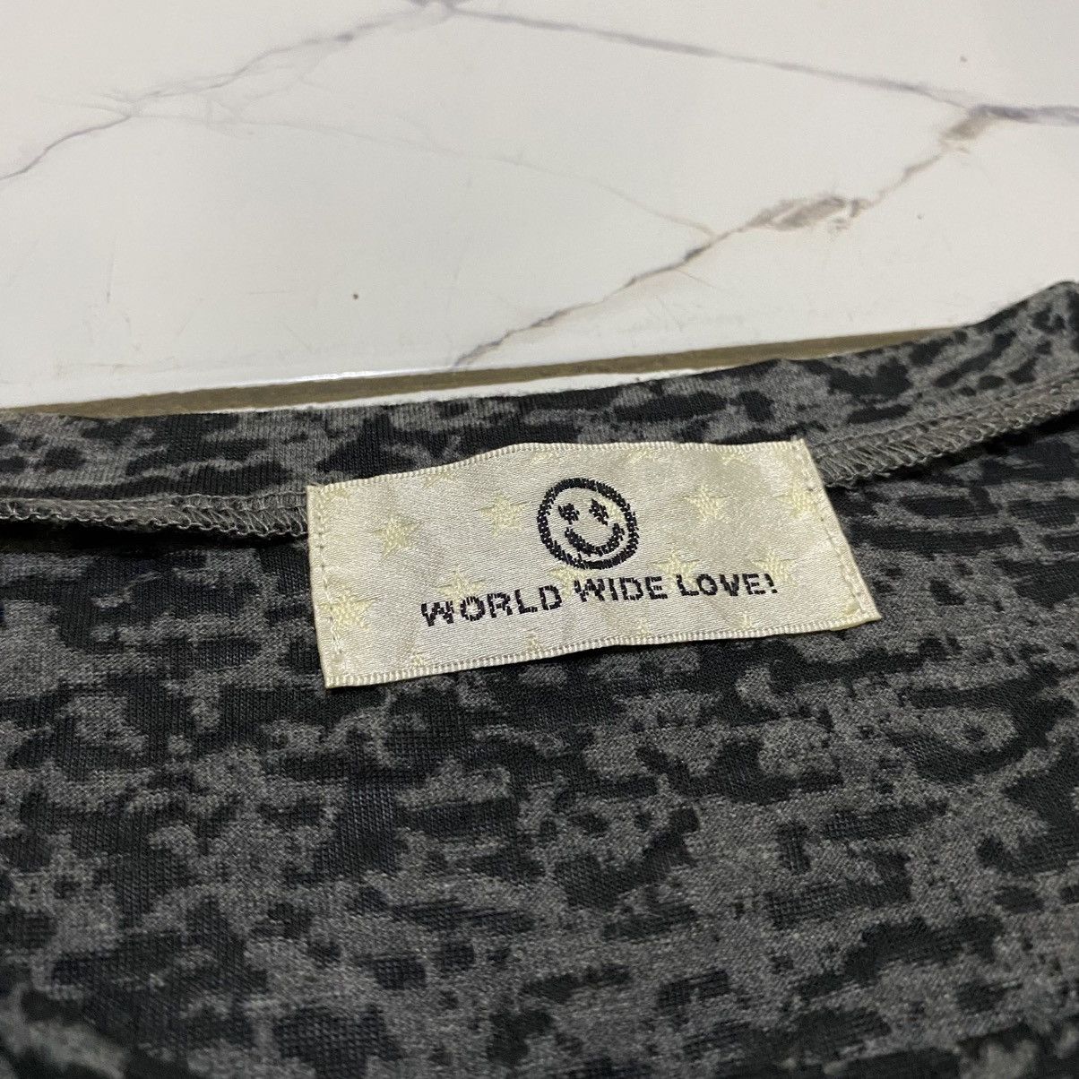 Japanese Brand 2000s World Wide Loved “Cross” Mesh Top Size S / US 4 / IT 40 - 7 Thumbnail