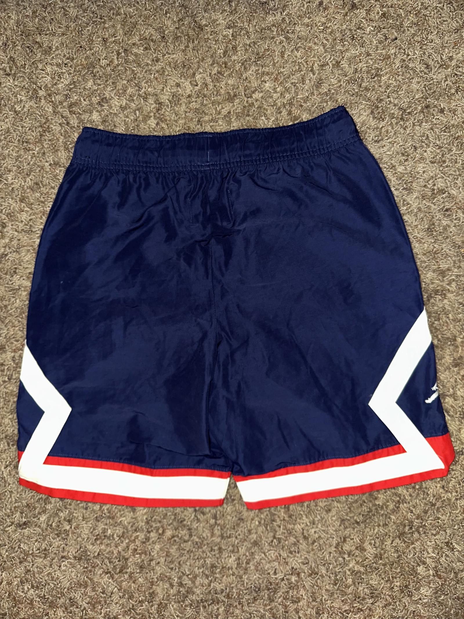 Designer Air Jordan x Paris Saint-Germain Men’s Midnight Navy Basketball Shorts Size US 28 / EU 44 - 7 Thumbnail