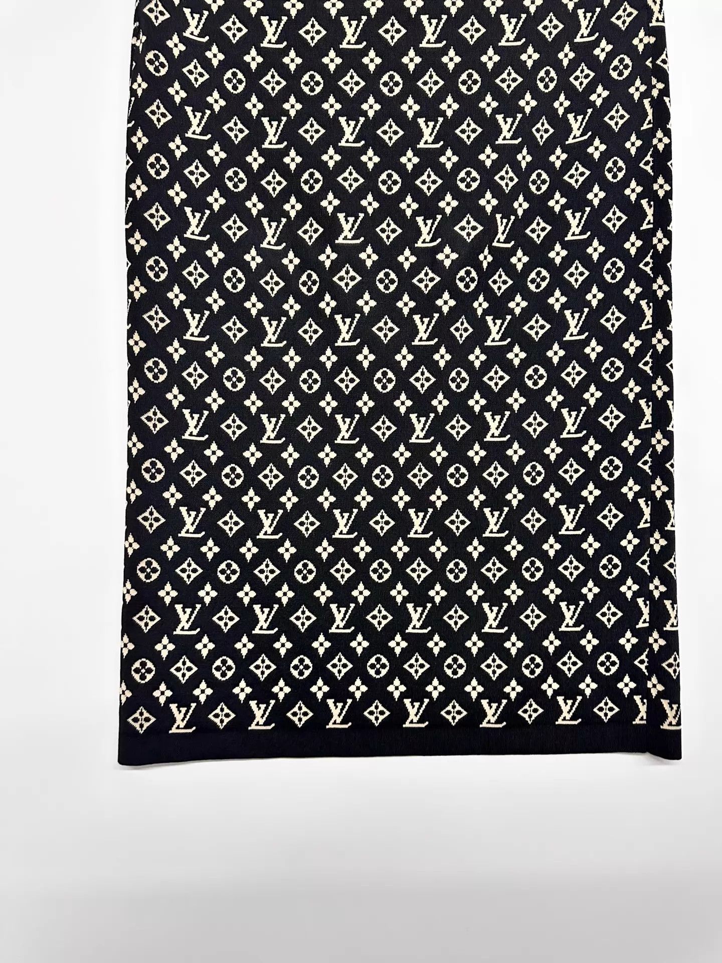 Louis Vuitton Louis Vuitton Monogram Skirt S Women's Size 26" / US 2 / IT 38 - 6 Thumbnail