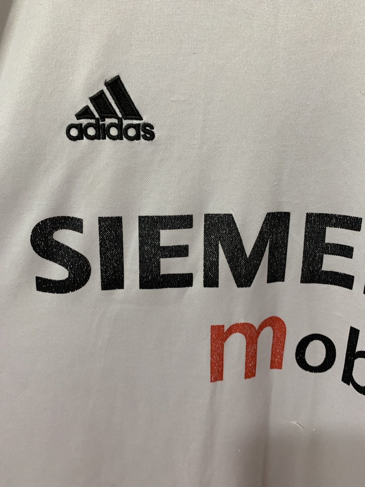 Vintage Real Madrid 2004 Home Football Shirt Adidas Soccer Vintage Size US XL / EU 56 / 4 - 9 Thumbnail