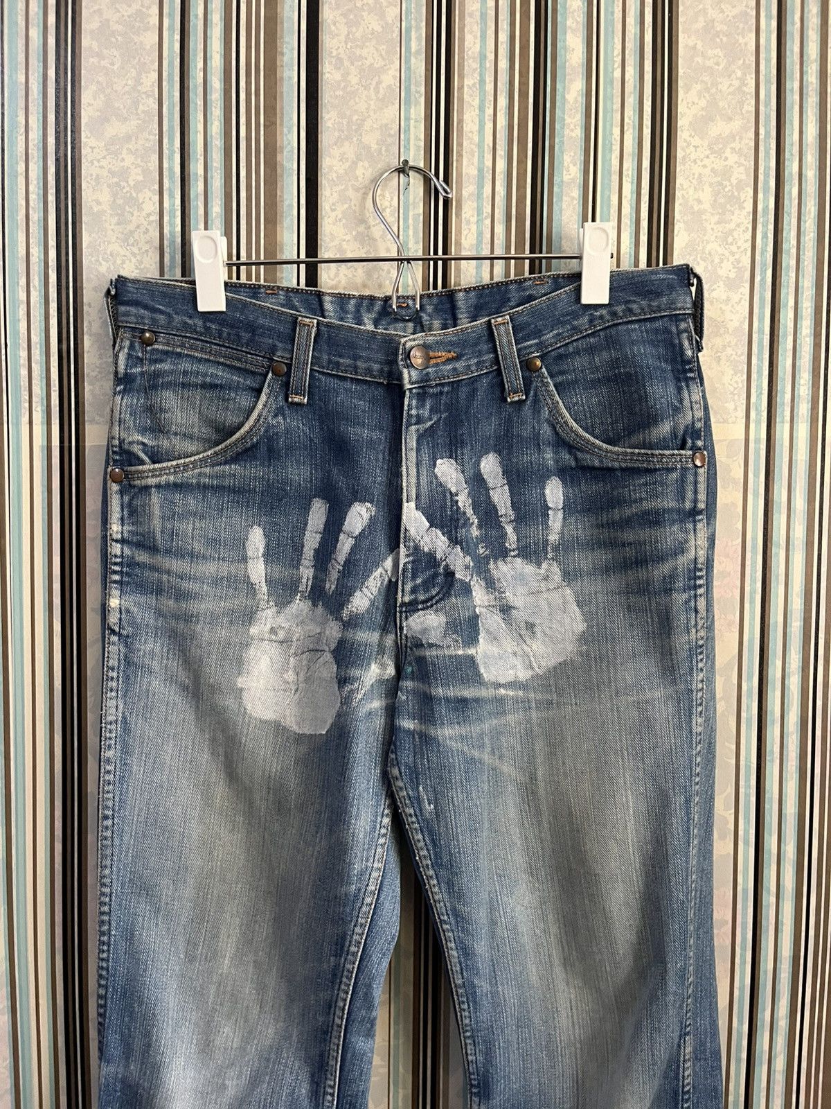 Wrangler 1990s Flared sanforized handprints splatter paint #H3 Size US 32 / EU 48 - 8 Thumbnail