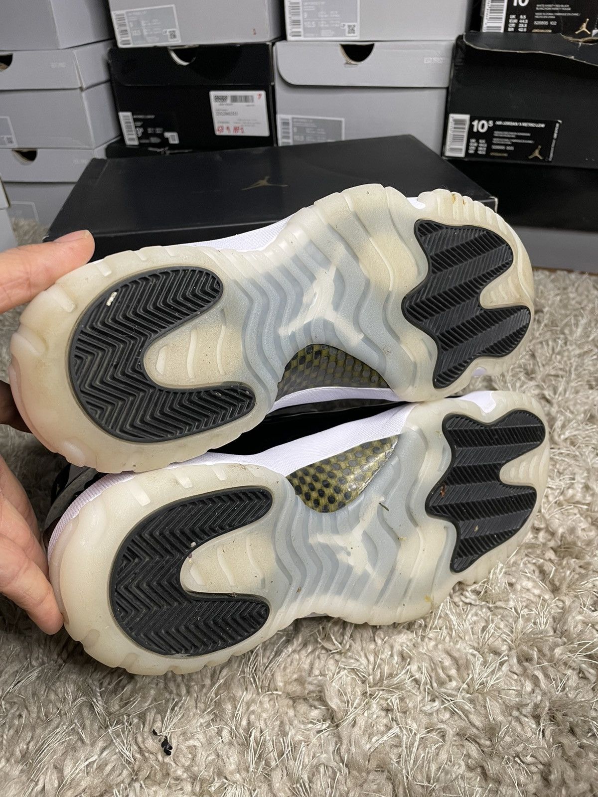 Jordan Brand Jordan 11 Gratitude Size US 10.5 / EU 43-44 - 8 Thumbnail