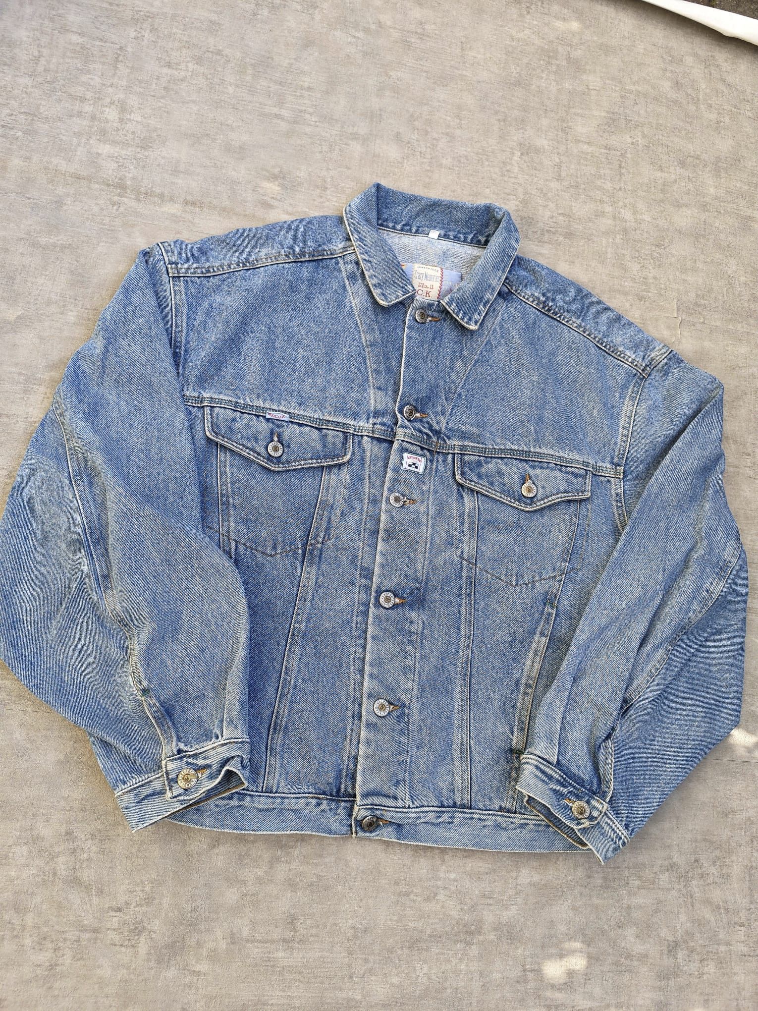 Vintage boxyfit vintage denim jean trucker jacket oversize Size US XL / EU 56 / 4 - 1 Thumbnail