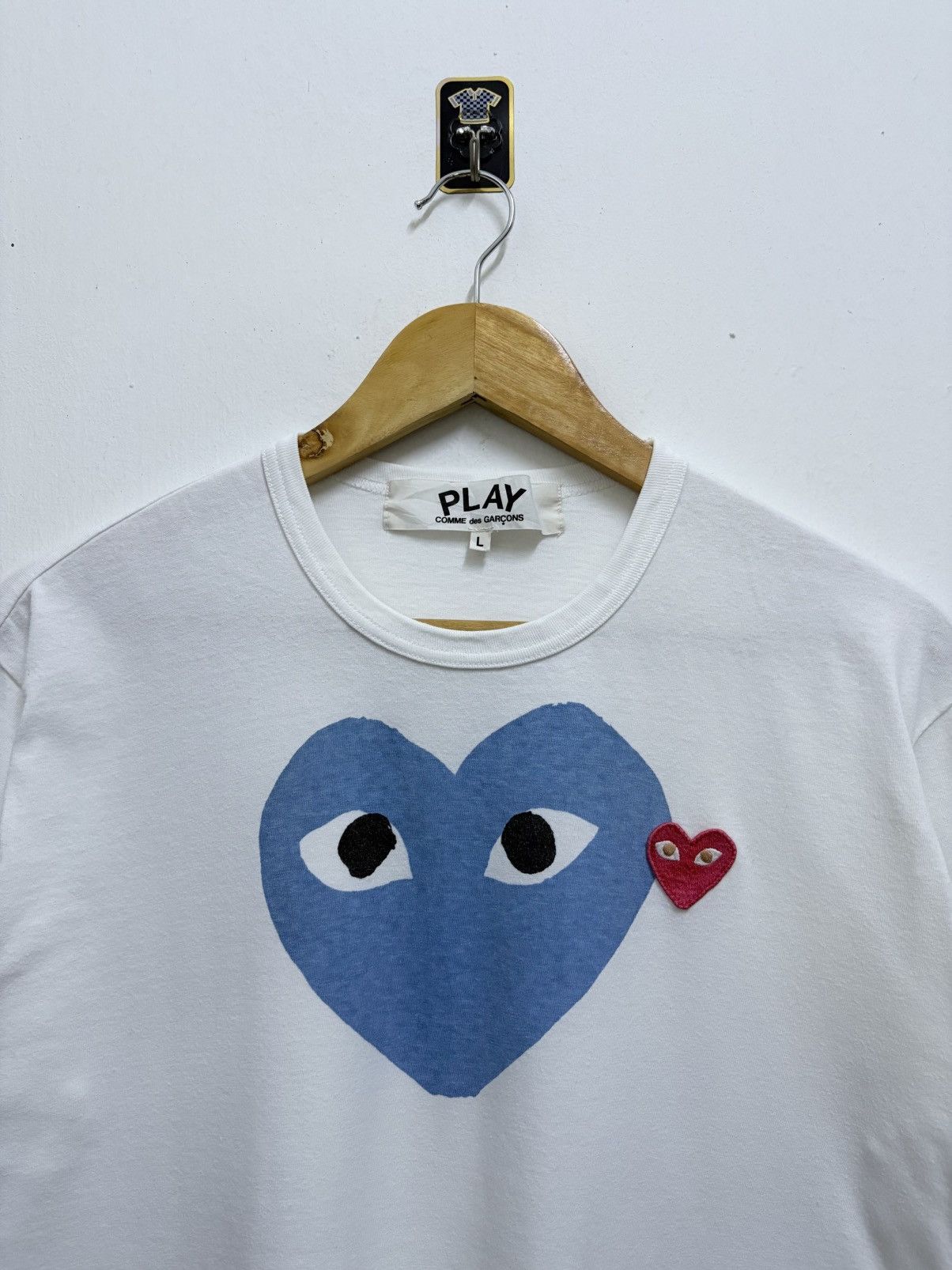 Comme des Garcons PLAY AD2017 Comme des Garcons PLAY Soft Blue Heart Logo T-Shirt Size US M / EU 48-50 / 2 - 3 Thumbnail