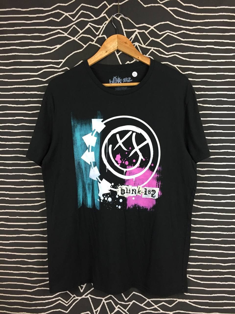 Band Tees × Vintage Blink 182 Punk Rock Band Self titled Album Cover Tee Size US L / EU 52-54 / 3 - 2 Thumbnail